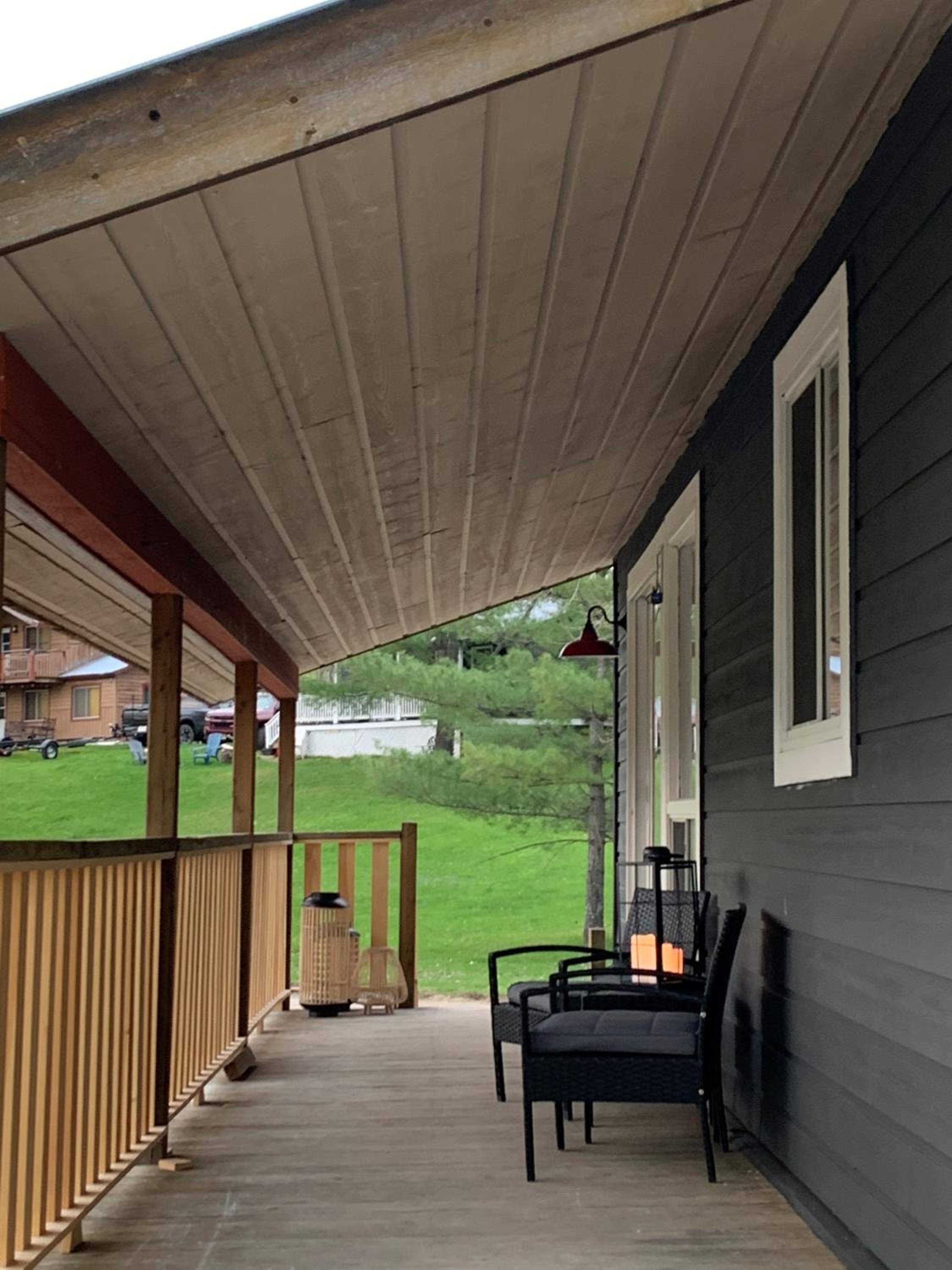 Three-Bedroom Chalet photo 3