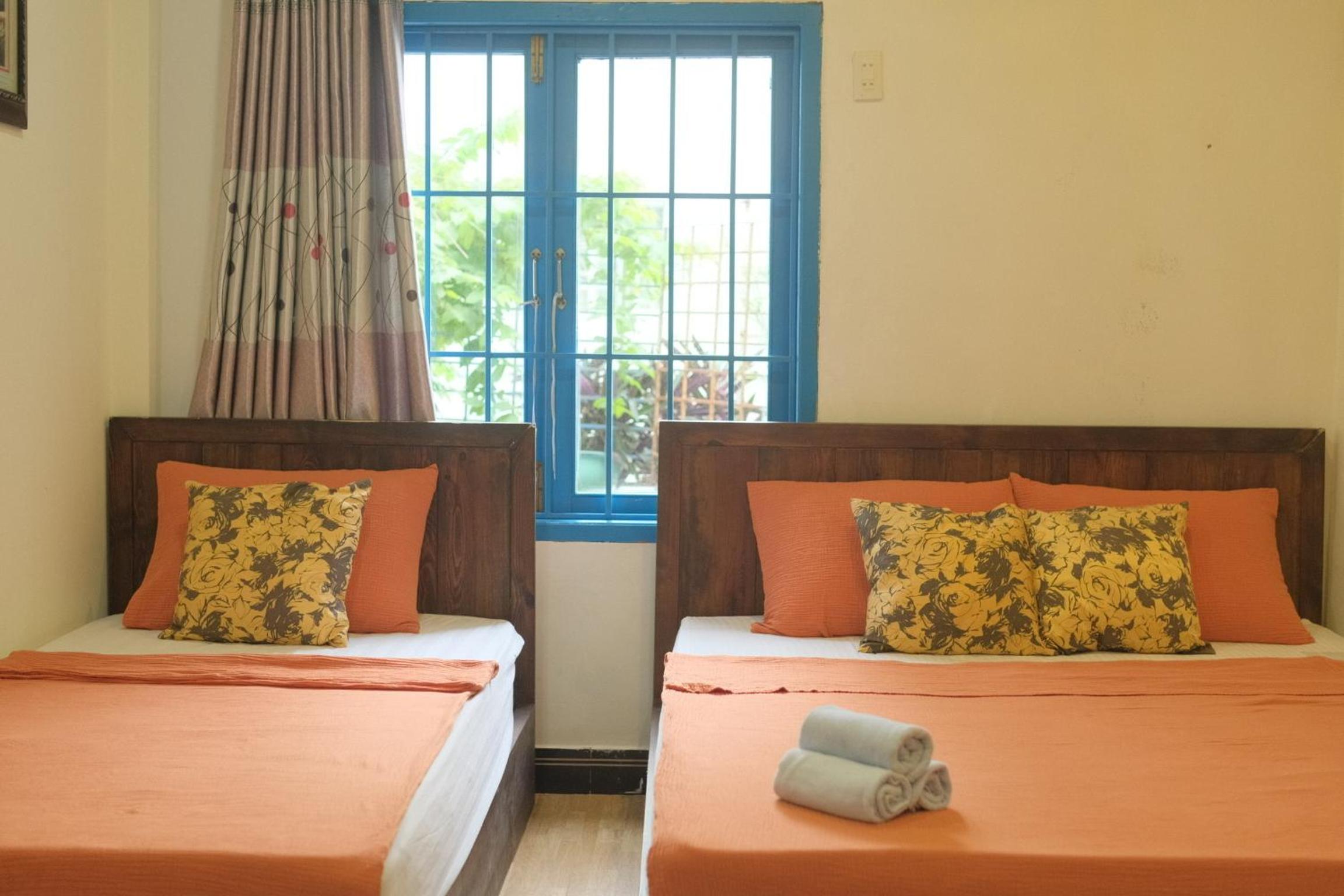 Triple Room With Private Bathroom photo 3