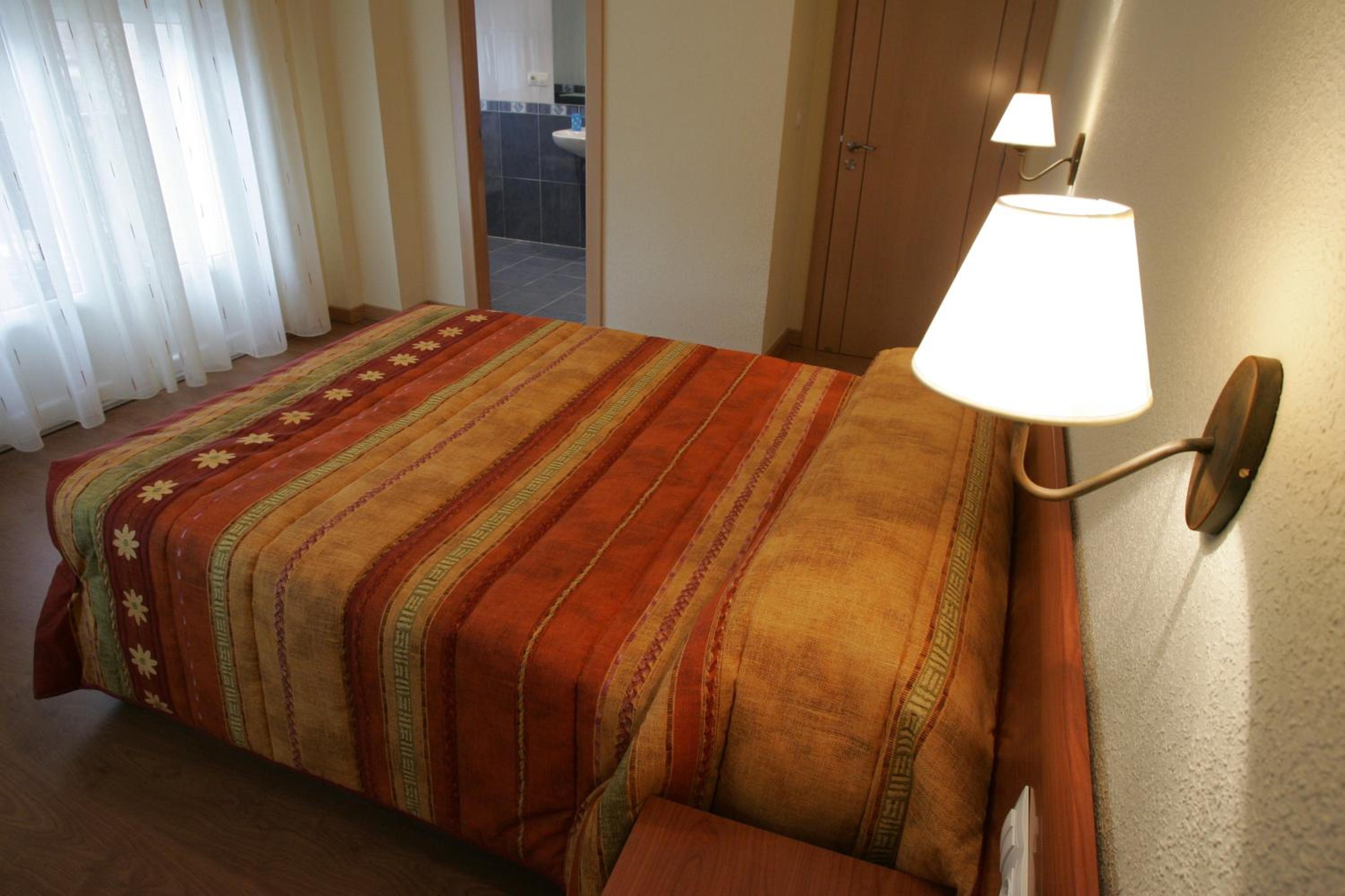 Double Room - Photo 4