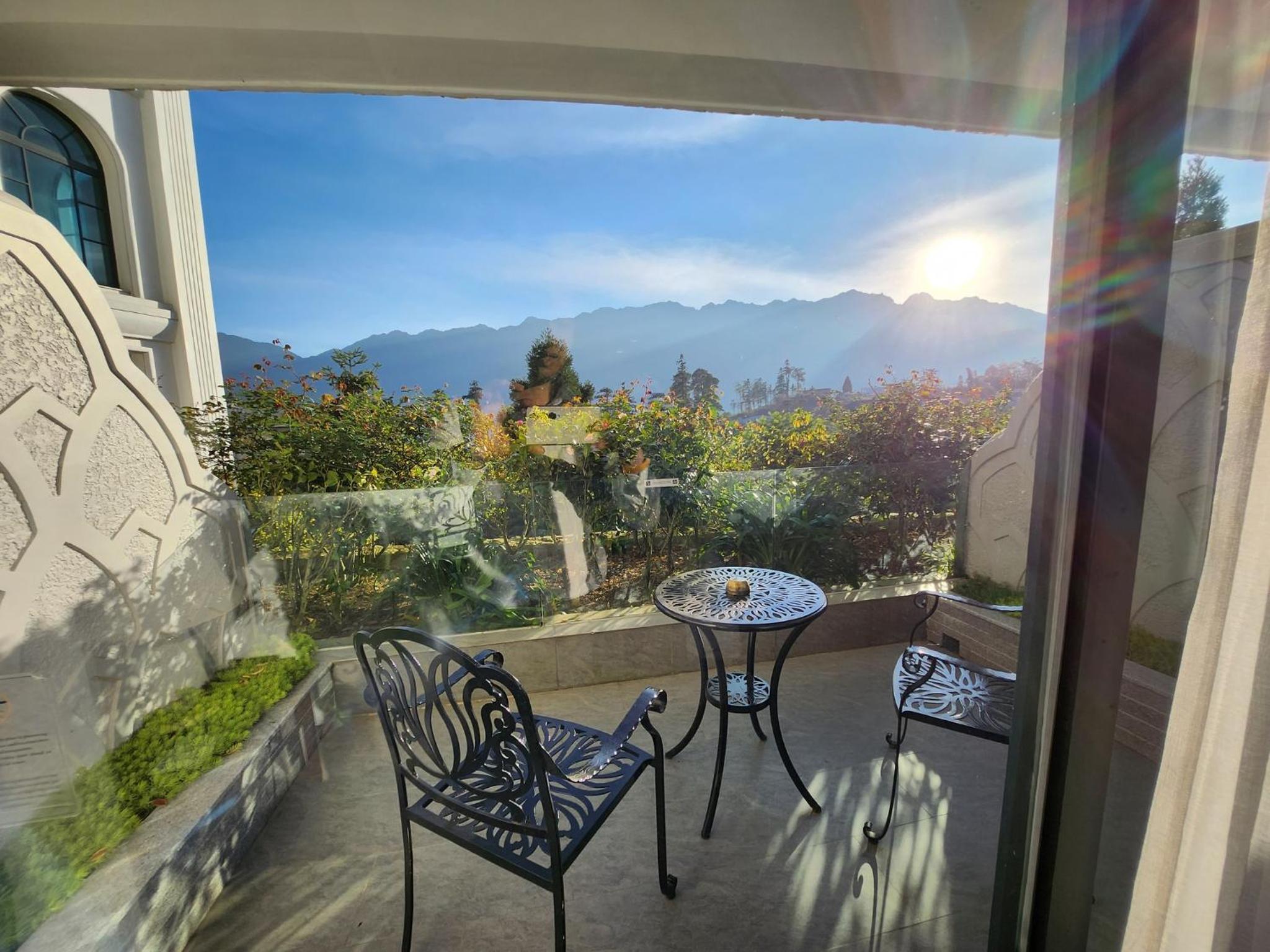  Balcony Premium Classic Mountain photo 3