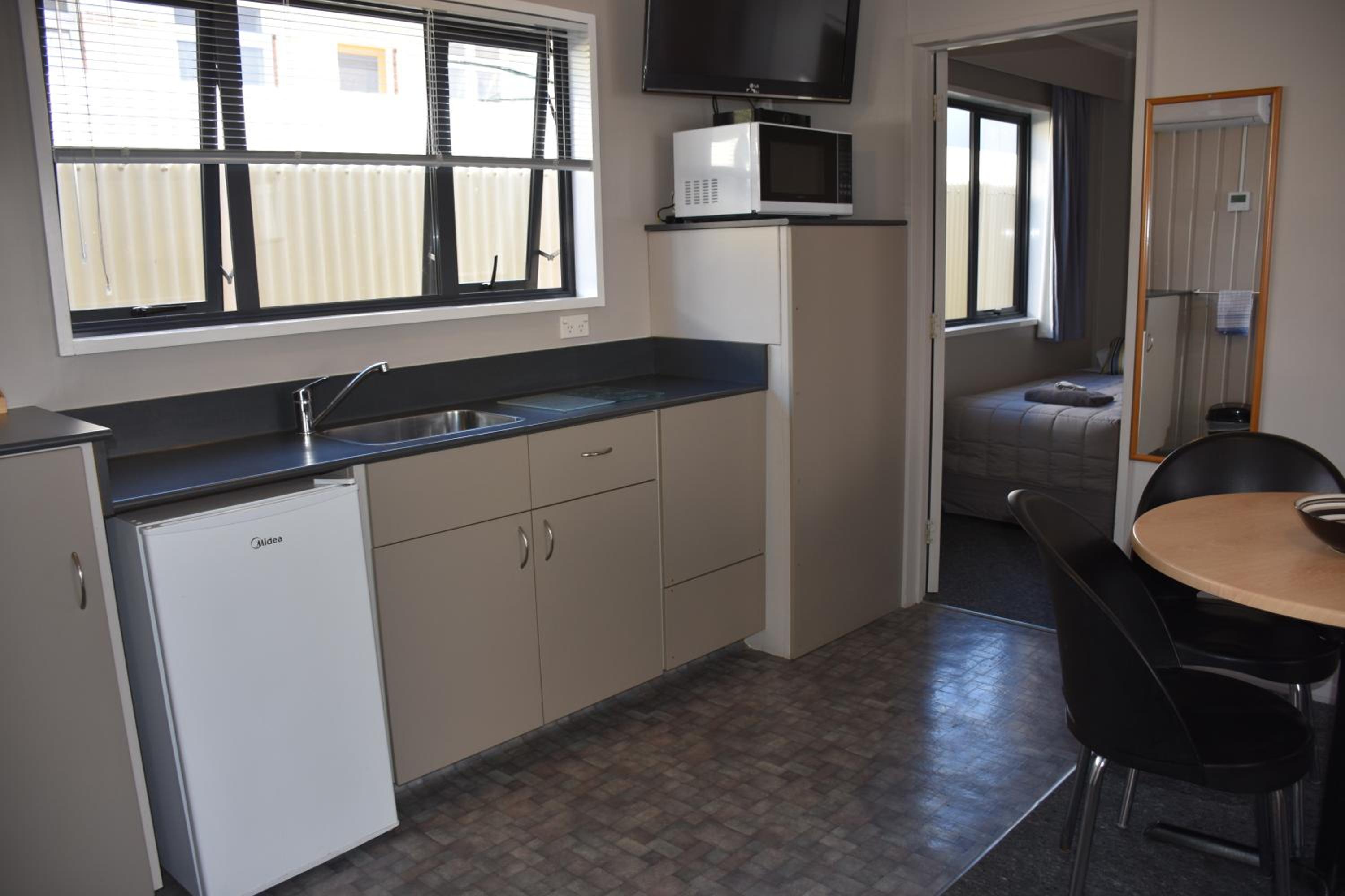 One-Bedroom Suite photo 3