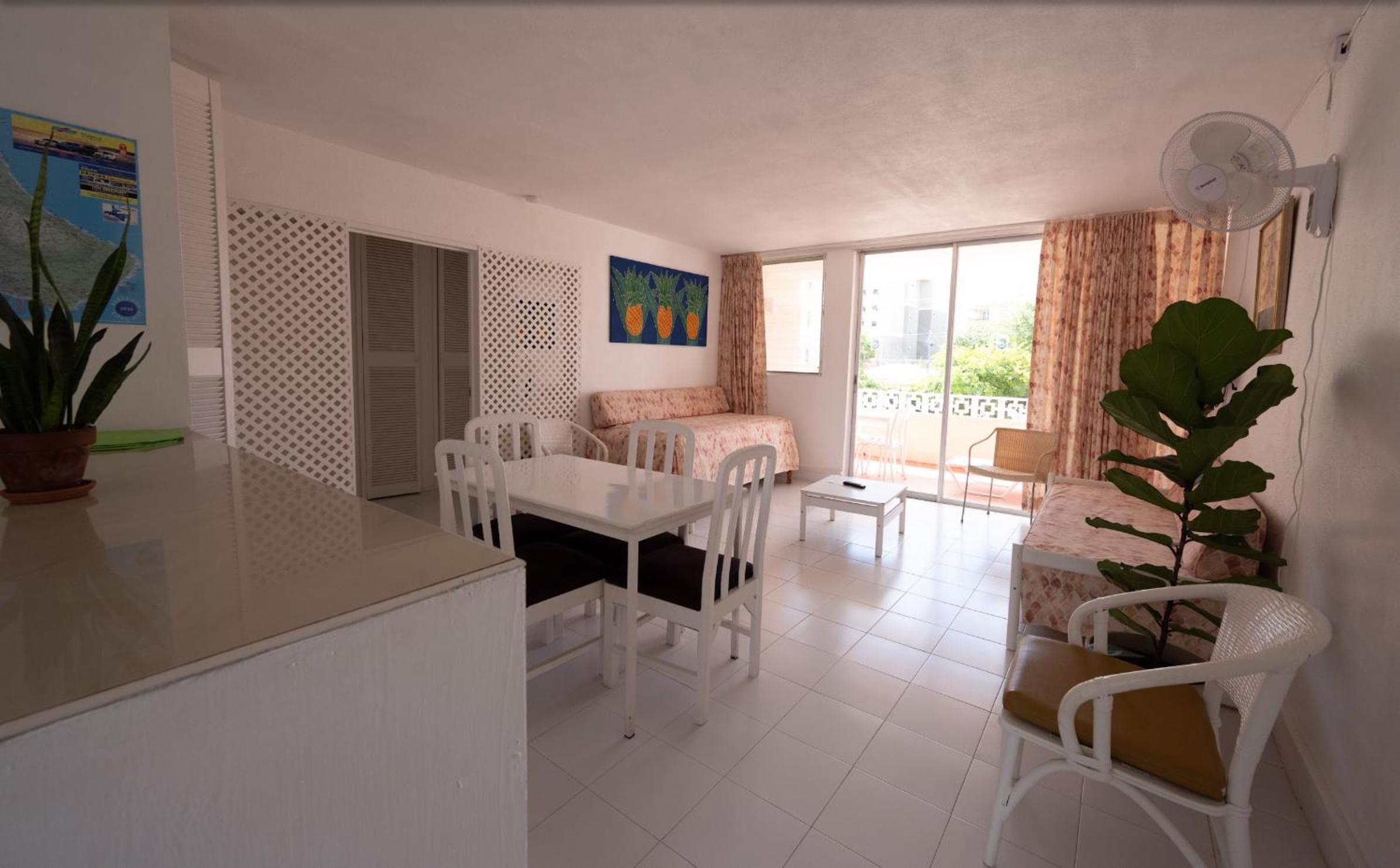 Suite with Pool View photo 2