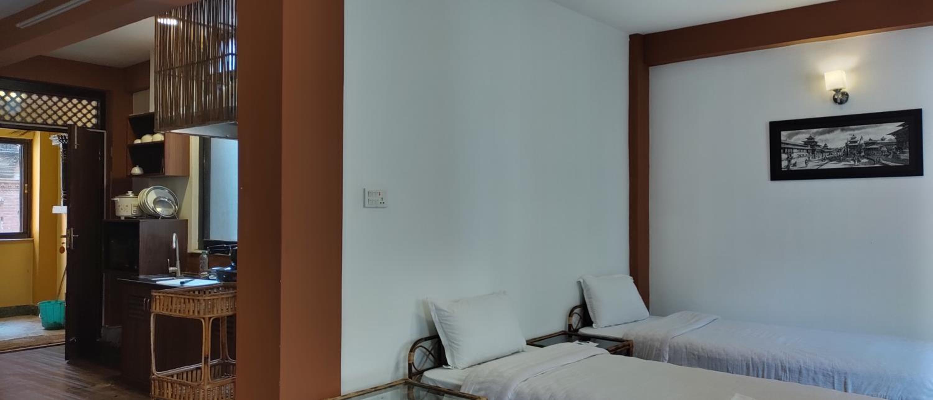 One-Bedroom Apartment photo 1