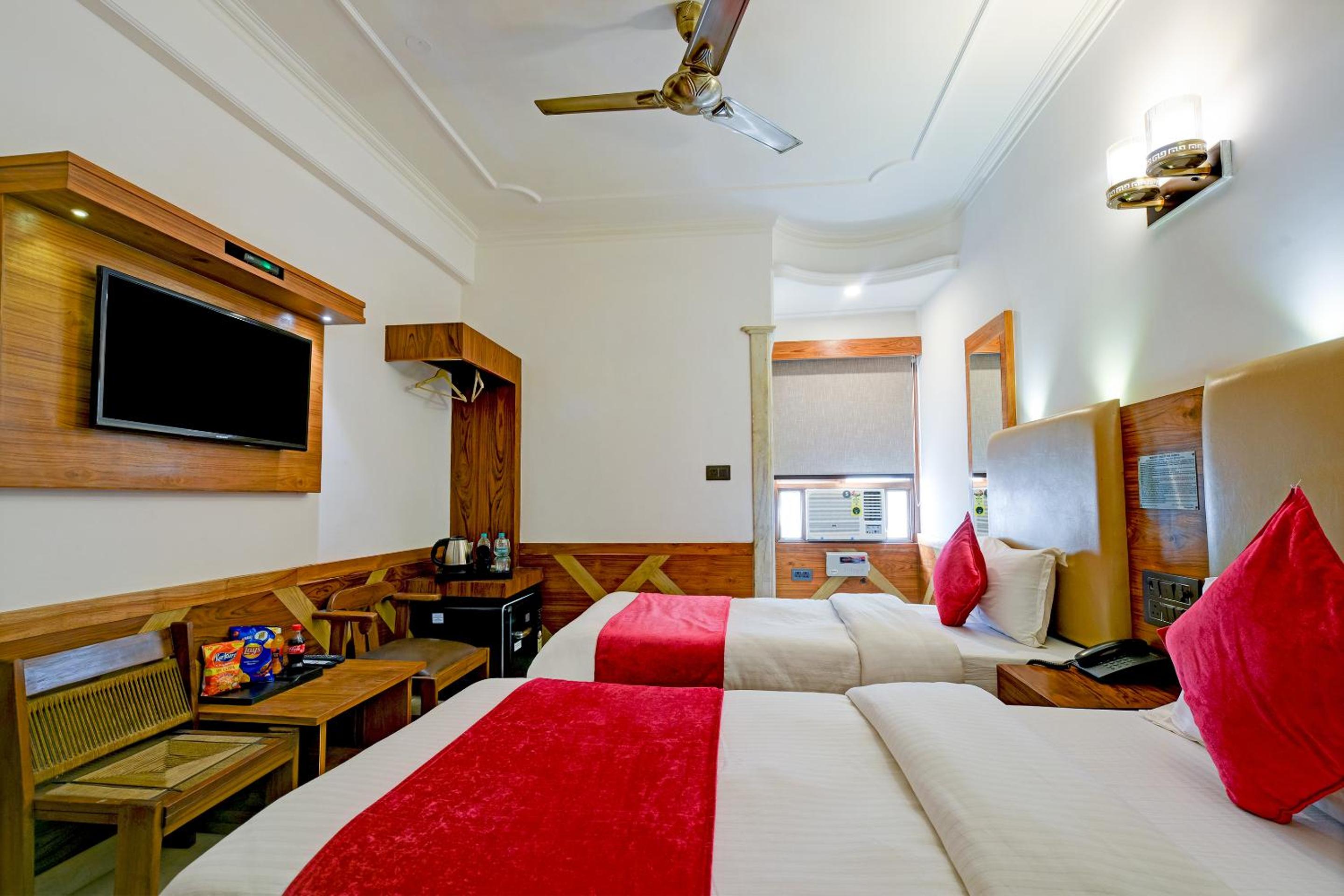 Superior Double or Twin Room photo 1
