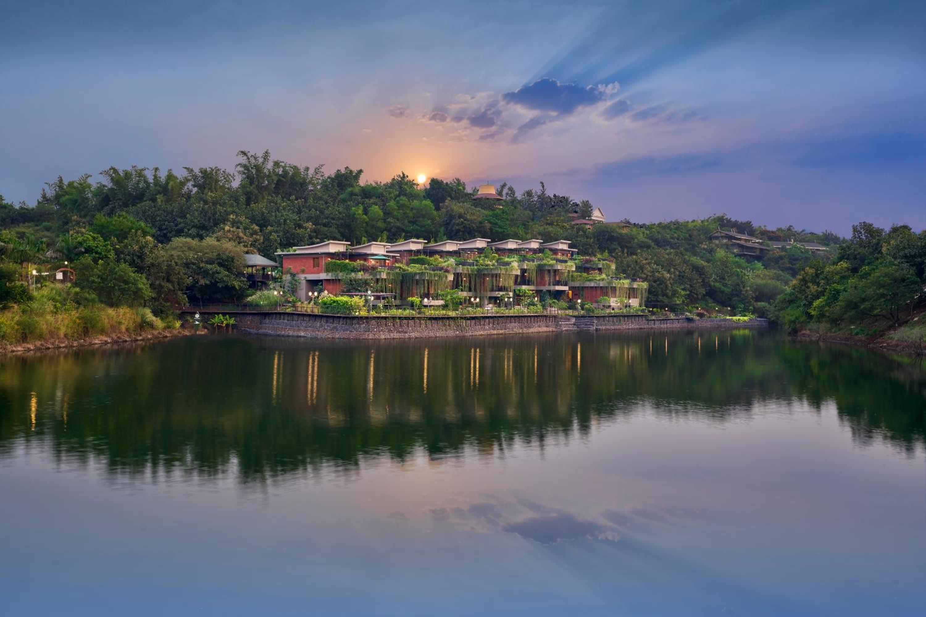 Garden Lake Side Condos Garden Lake Side Condos