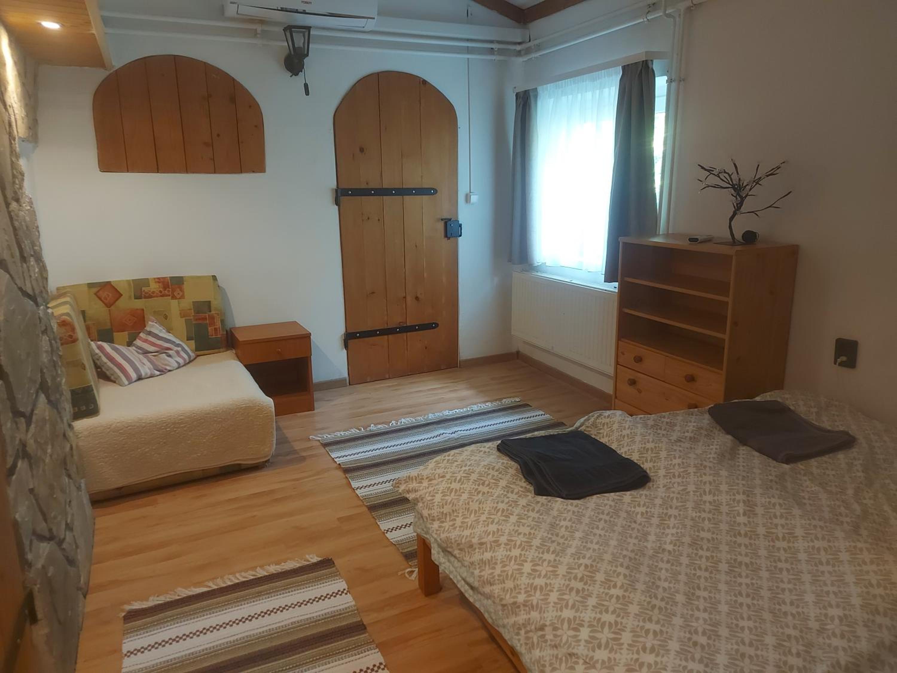 Apartment - Ground Floor photo 3