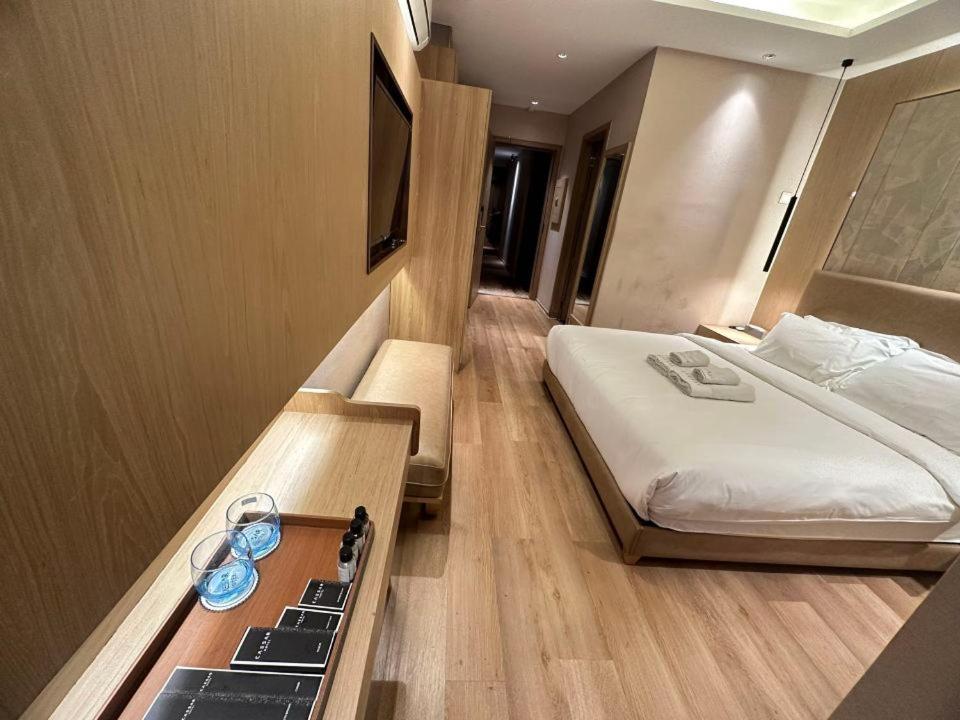 Standard Double Room photo 2