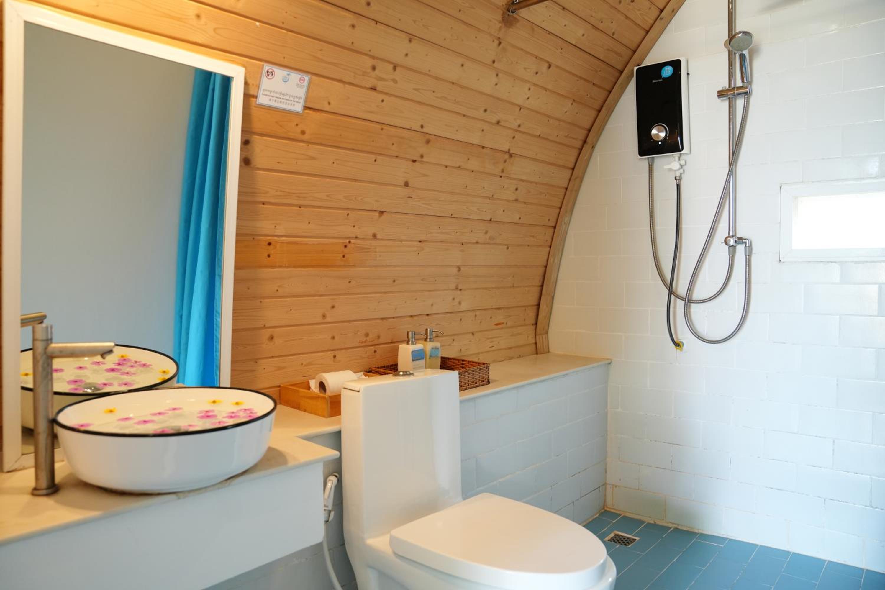 Deluxe Double Sea View - Photo 10