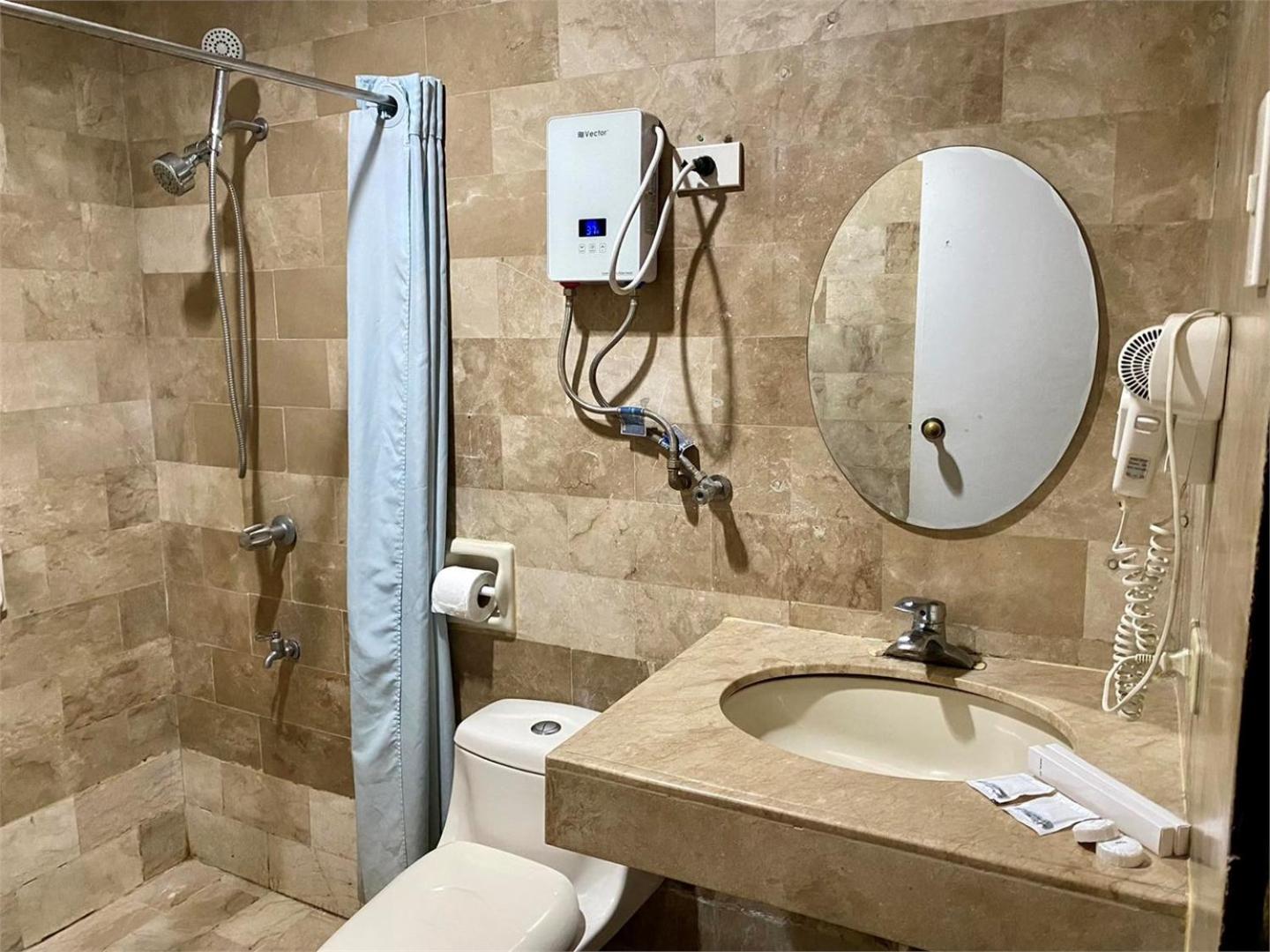 Executive Twin Room - Photo 4