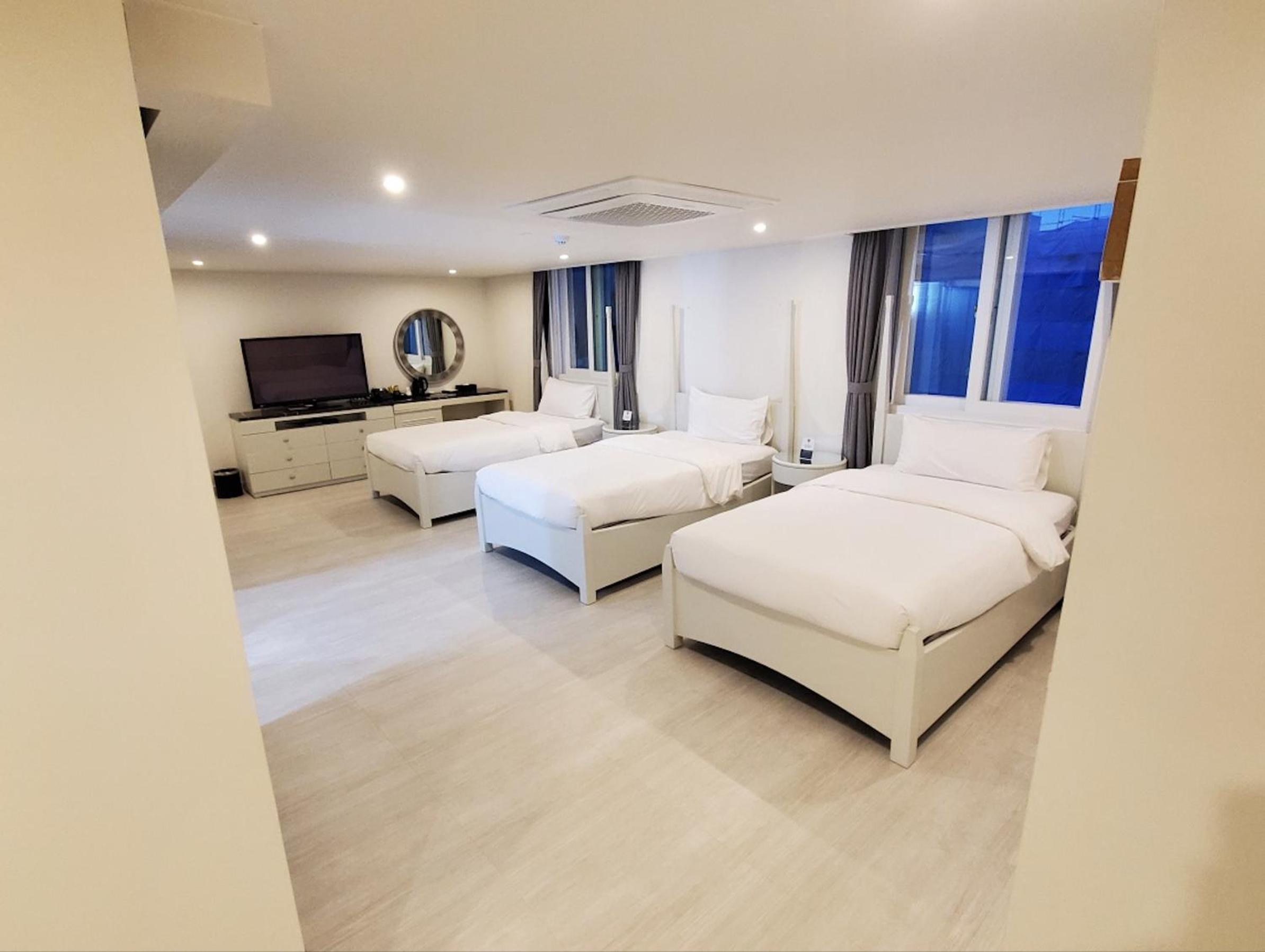 Deluxe Ondol Suite With City View - Main Building - Photo 2