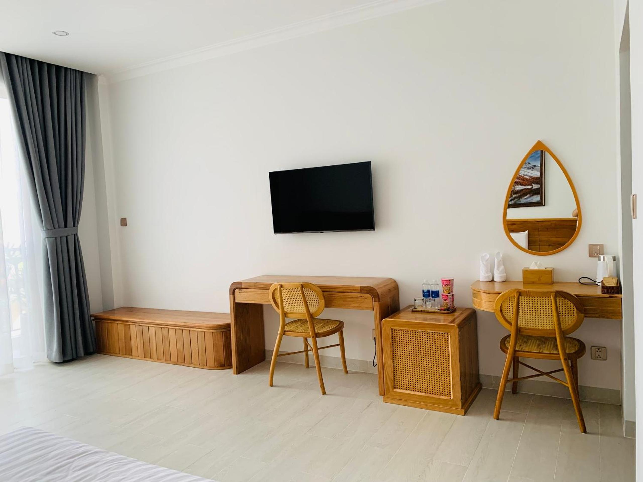 Suite with Balcony