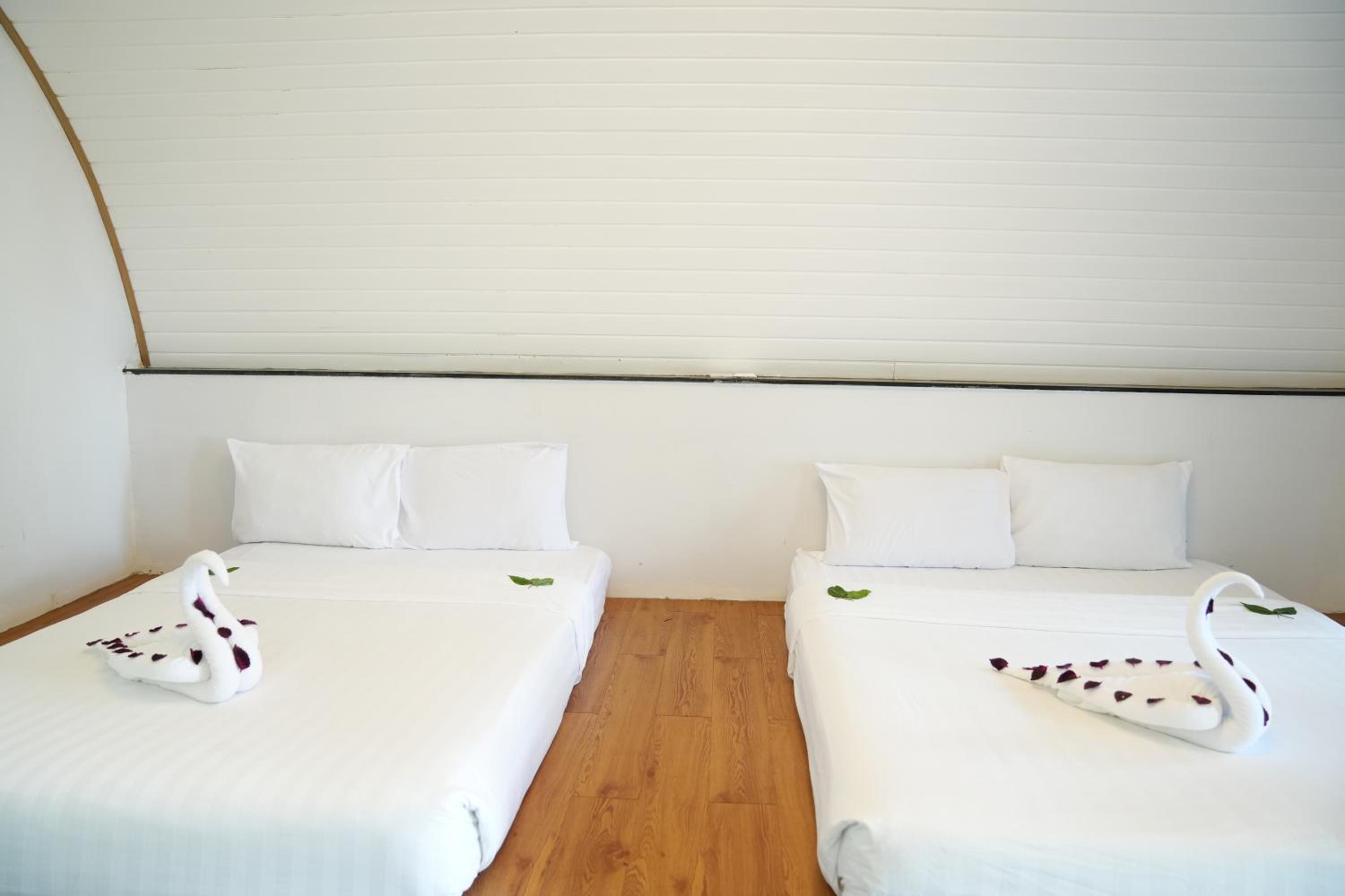 Deluxe Family Sea View - Photo 7