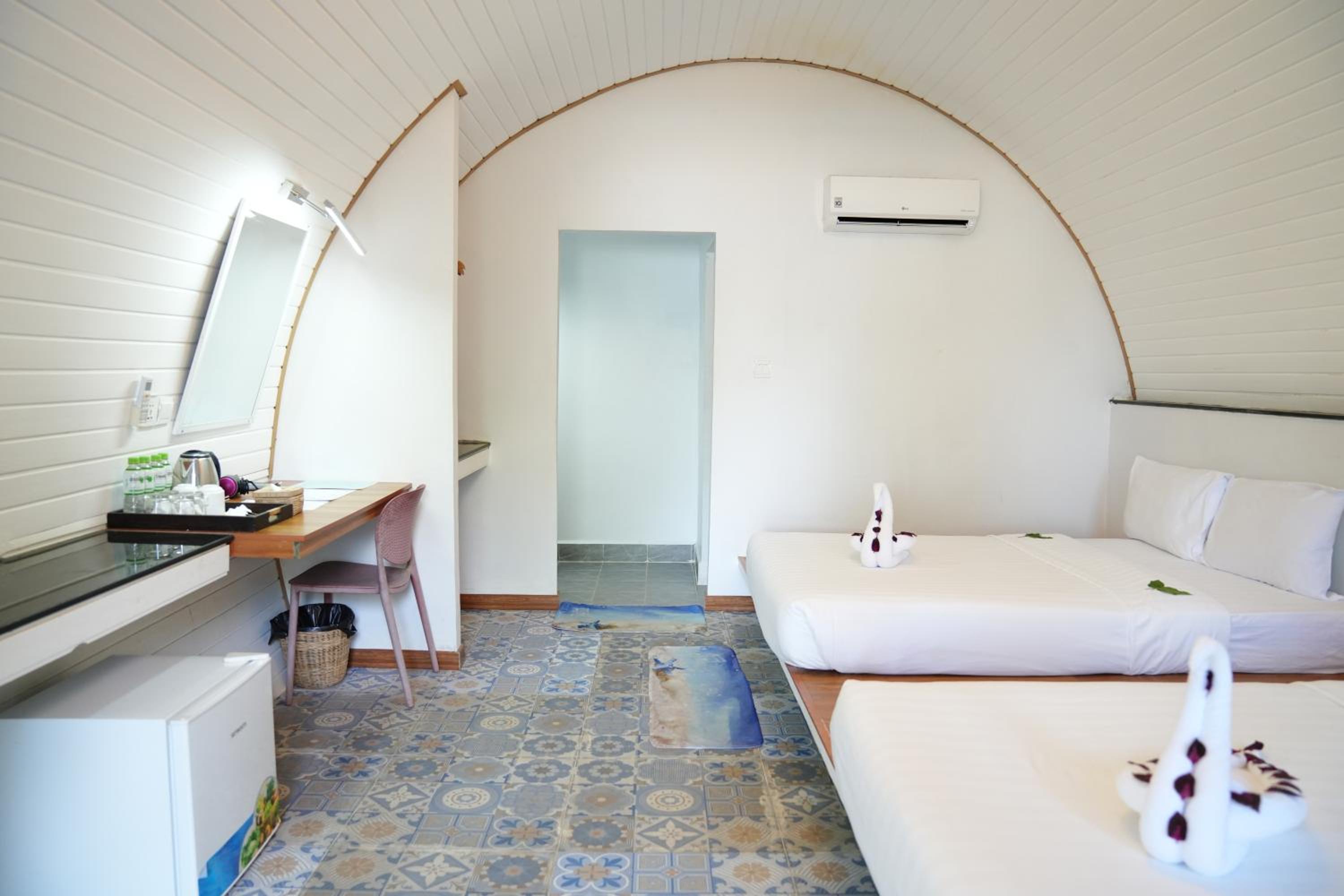Deluxe Family Sea View - Photo 6