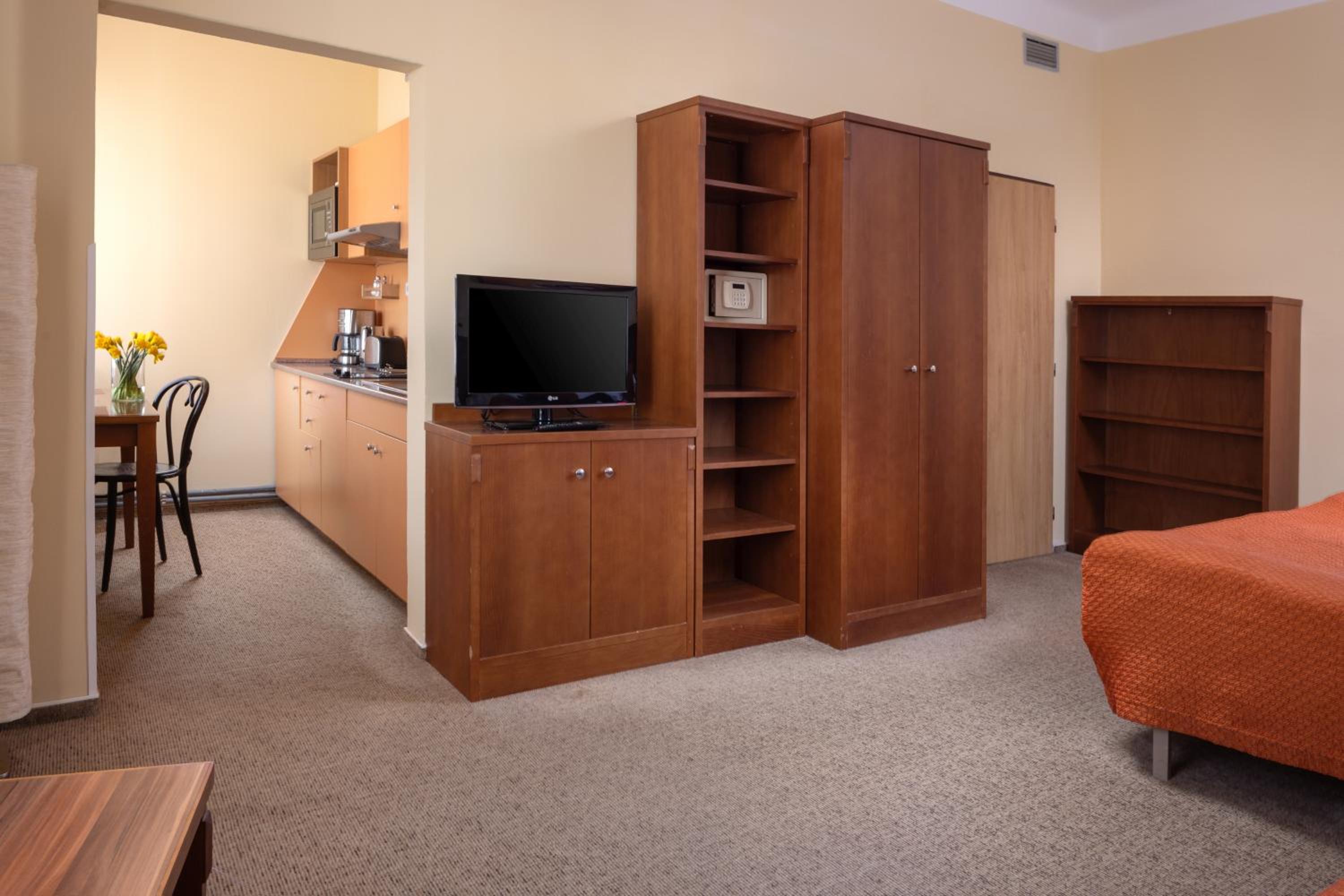 Available room