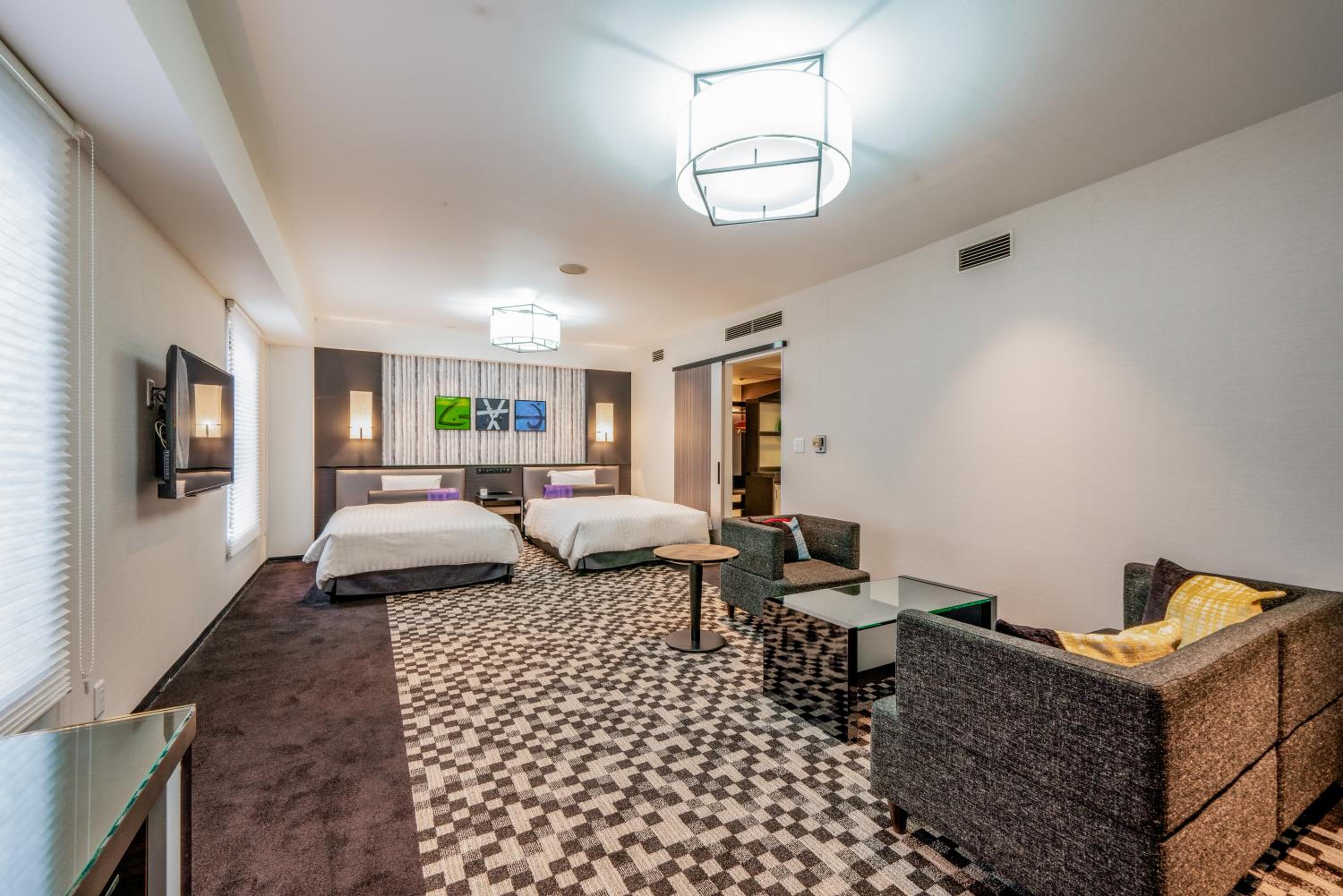 Deluxe Quadruple Room - Non-Smoking - Photo 2