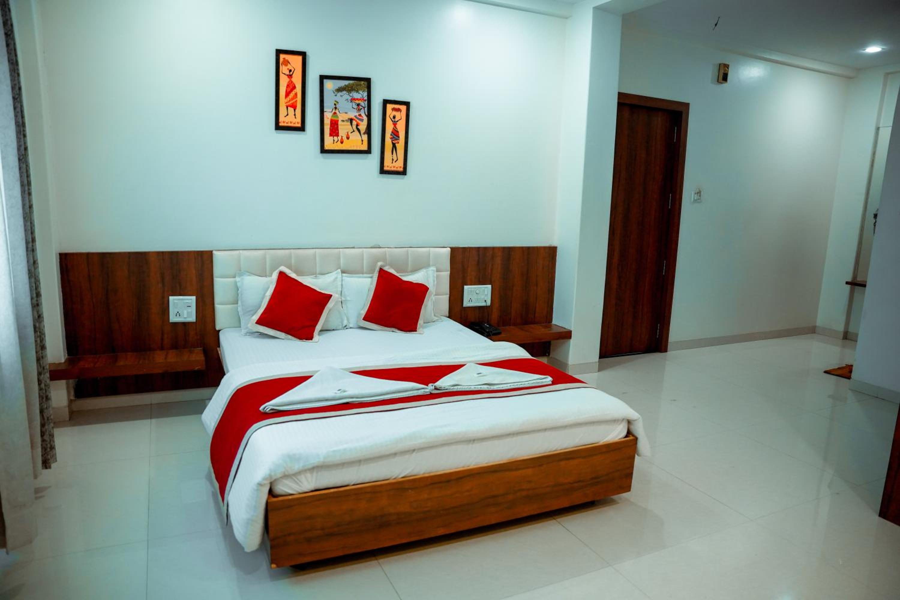 Super Deluxe Double Room - Photo 4