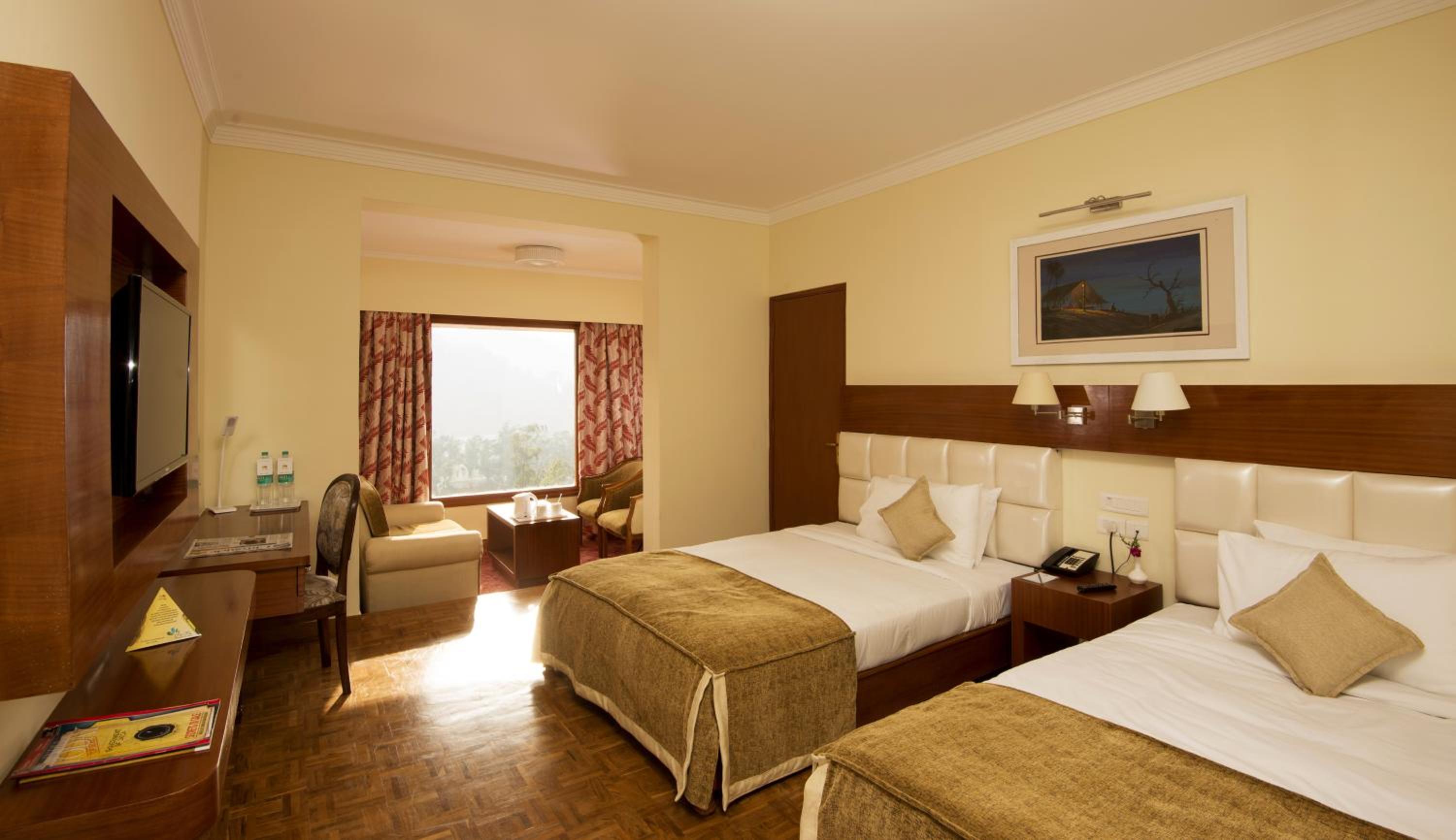 Deluxe Double or Twin Room with complimentary Bonfire and 15% off on session of SPA - Photo 3