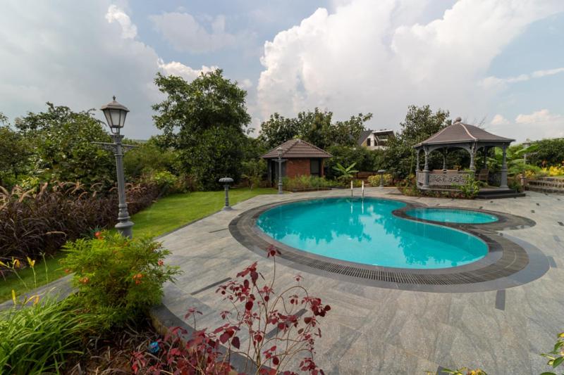 Brick House 04 Bedroom with Private Pool photo