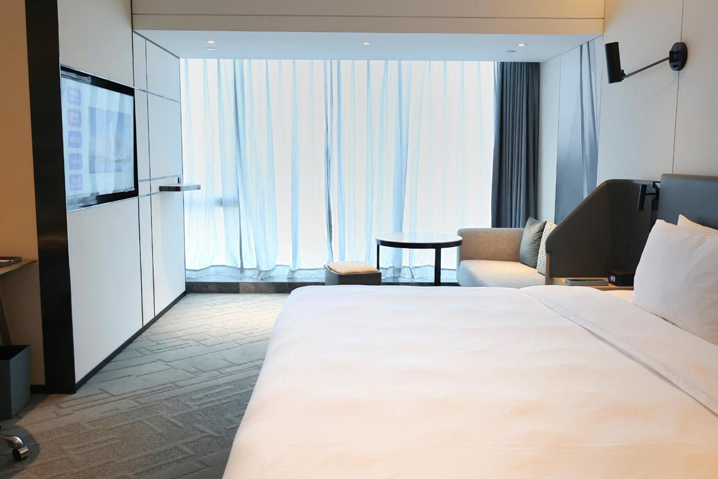 Premium Room - Photo 4