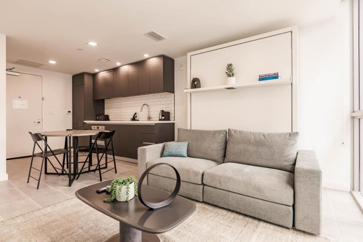Apartment photo 1