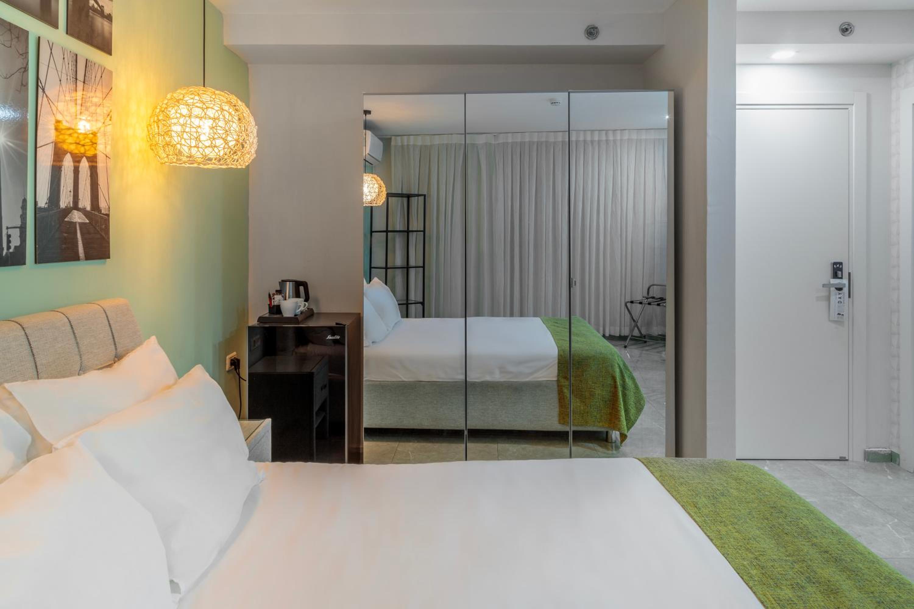 Deluxe Double Room - Photo 3