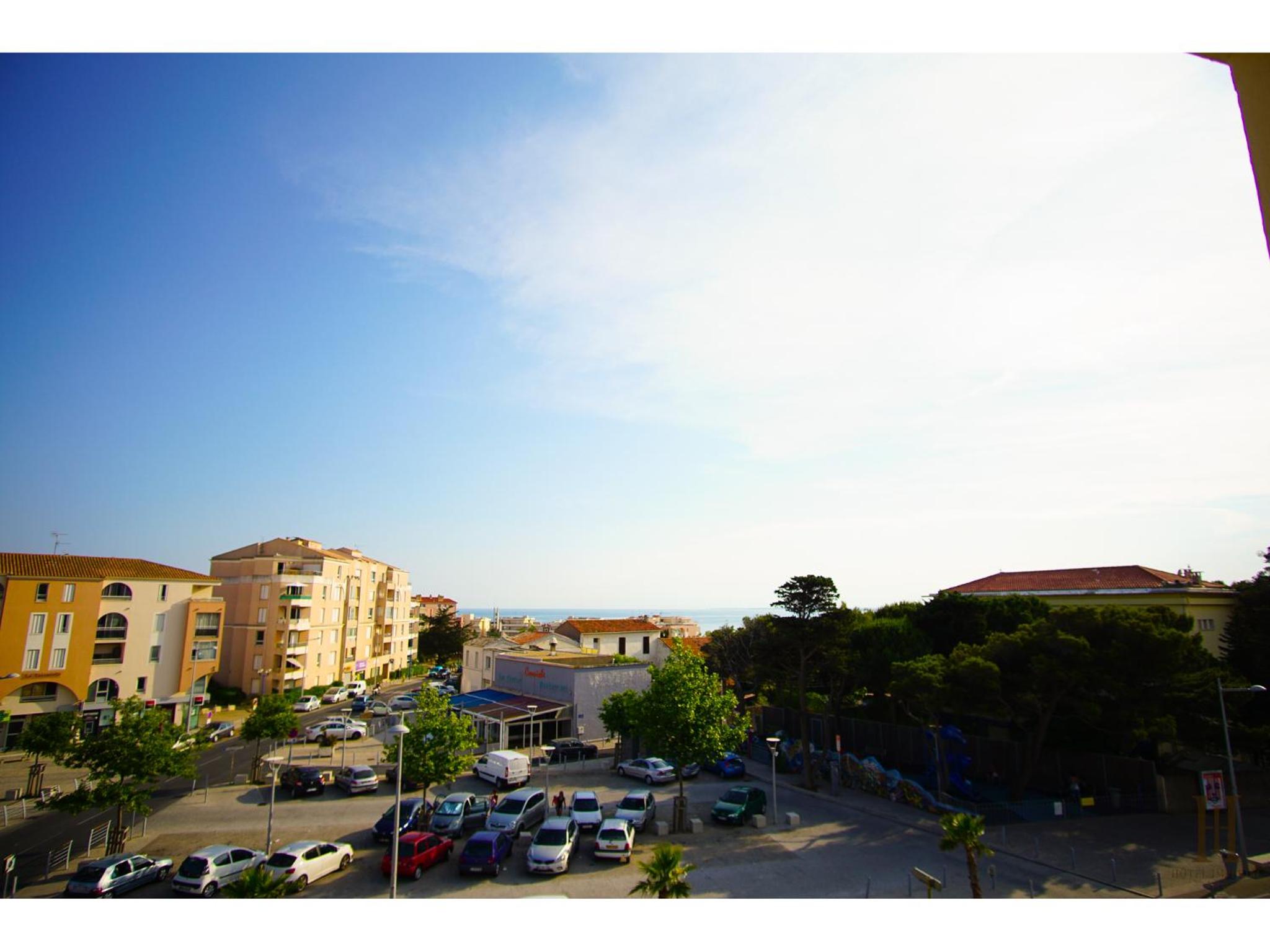 Superior Room with Balcony and Sea View photo 3