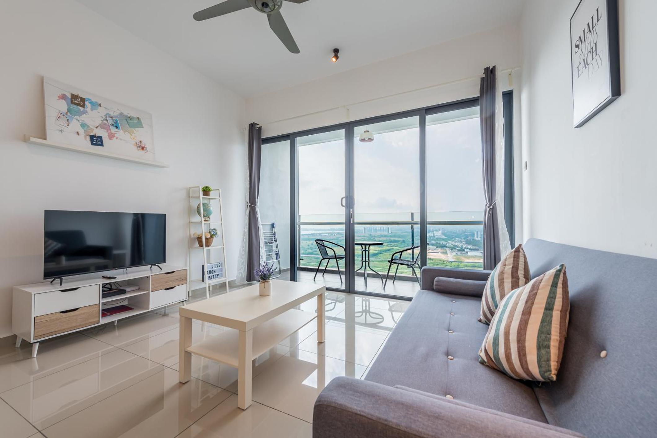 Apartment With Sea View