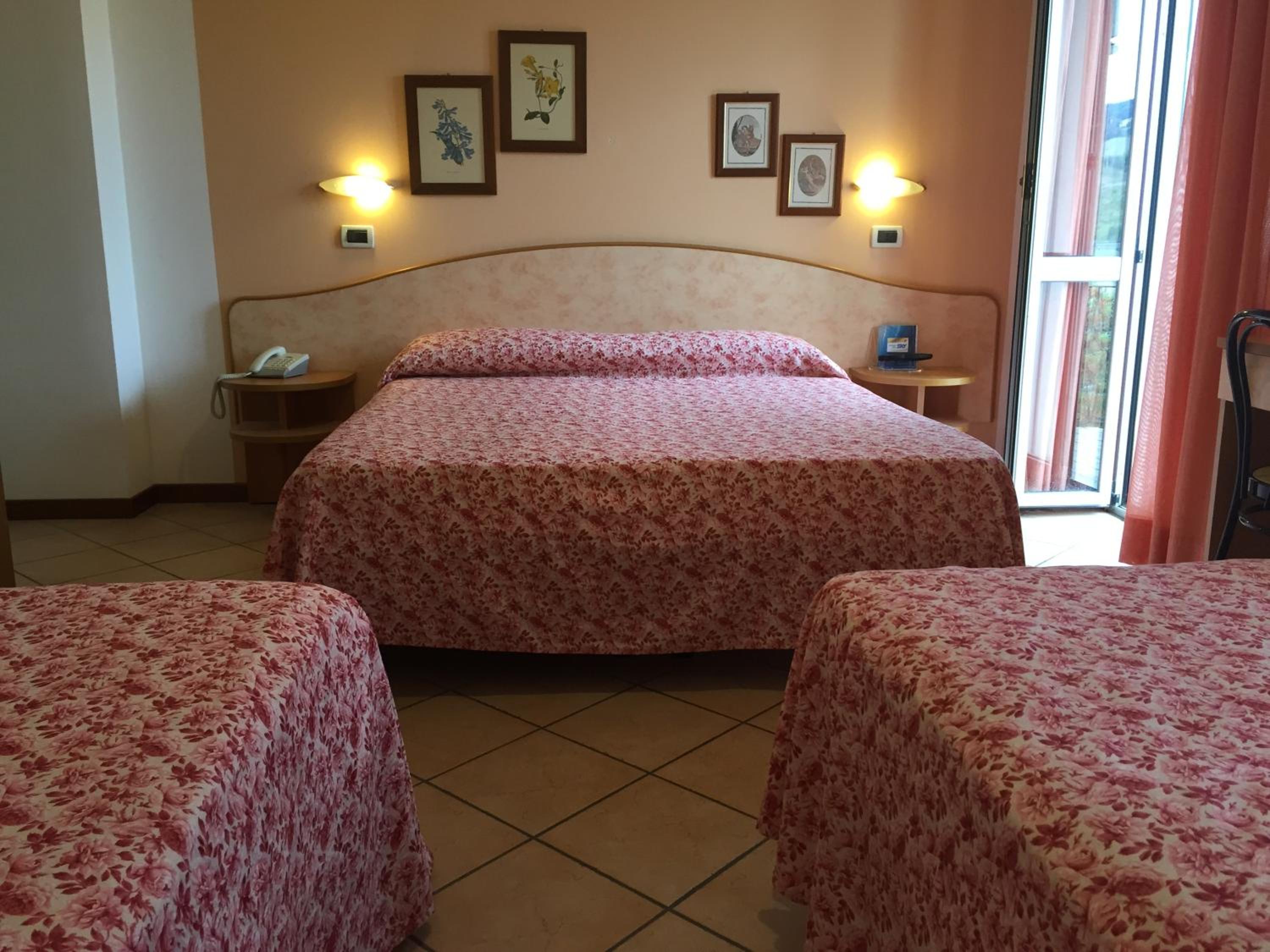Comfort Quadruple Room photo 1