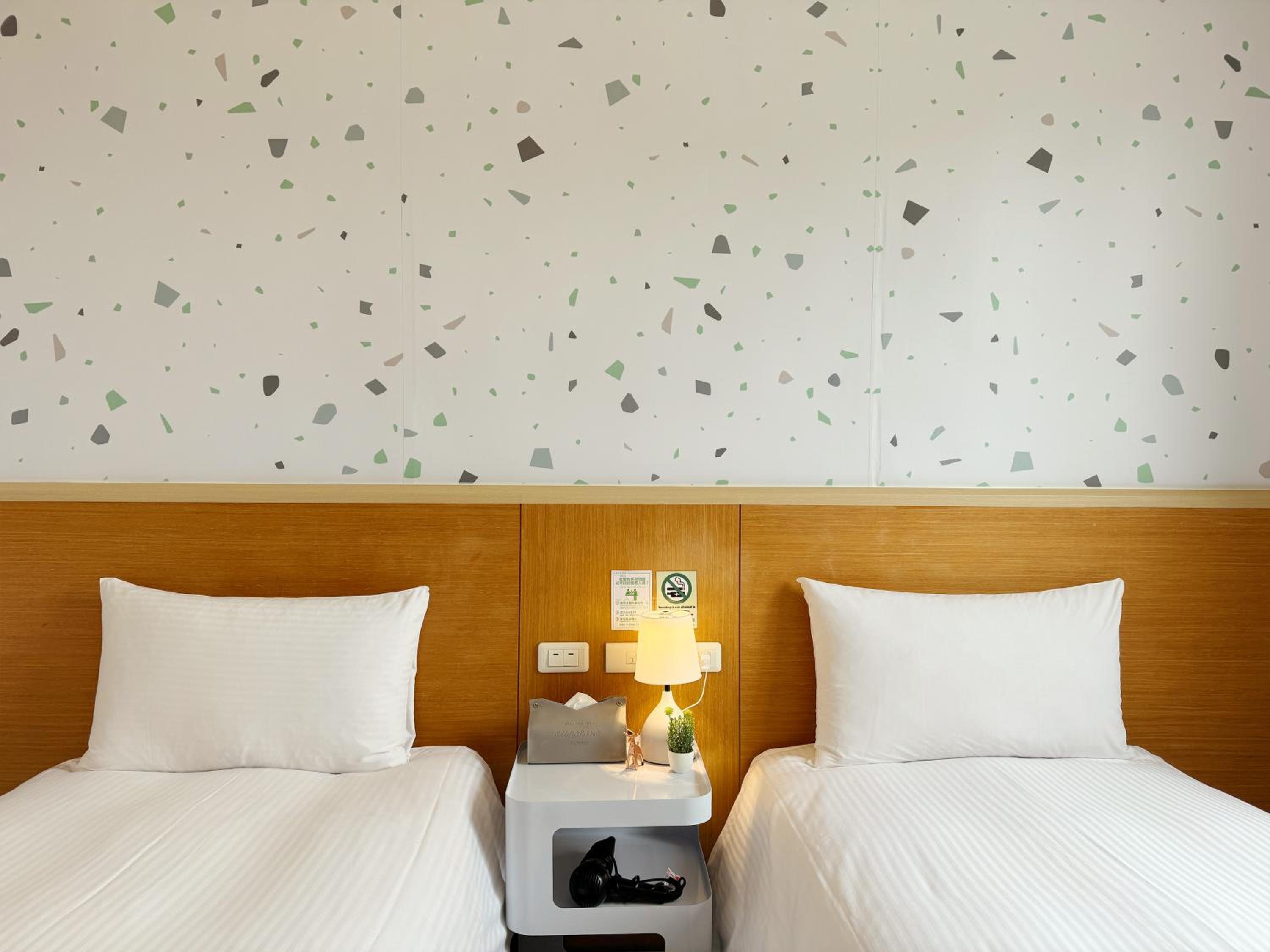 Superior Twin Room photo 3