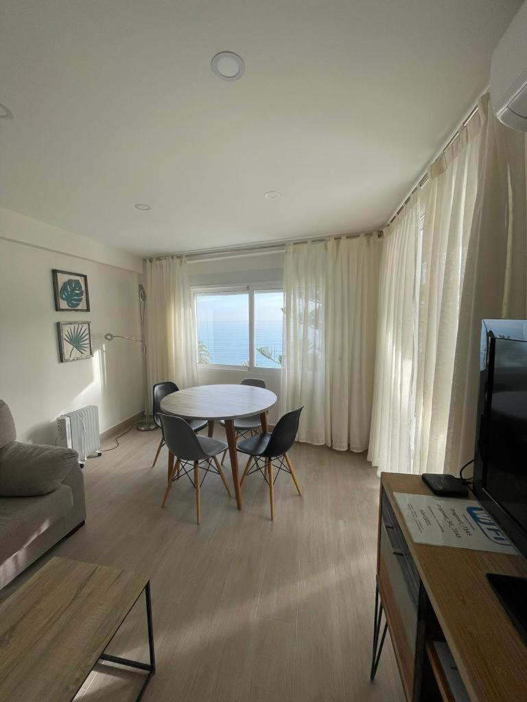 Apartamento con vista al mar