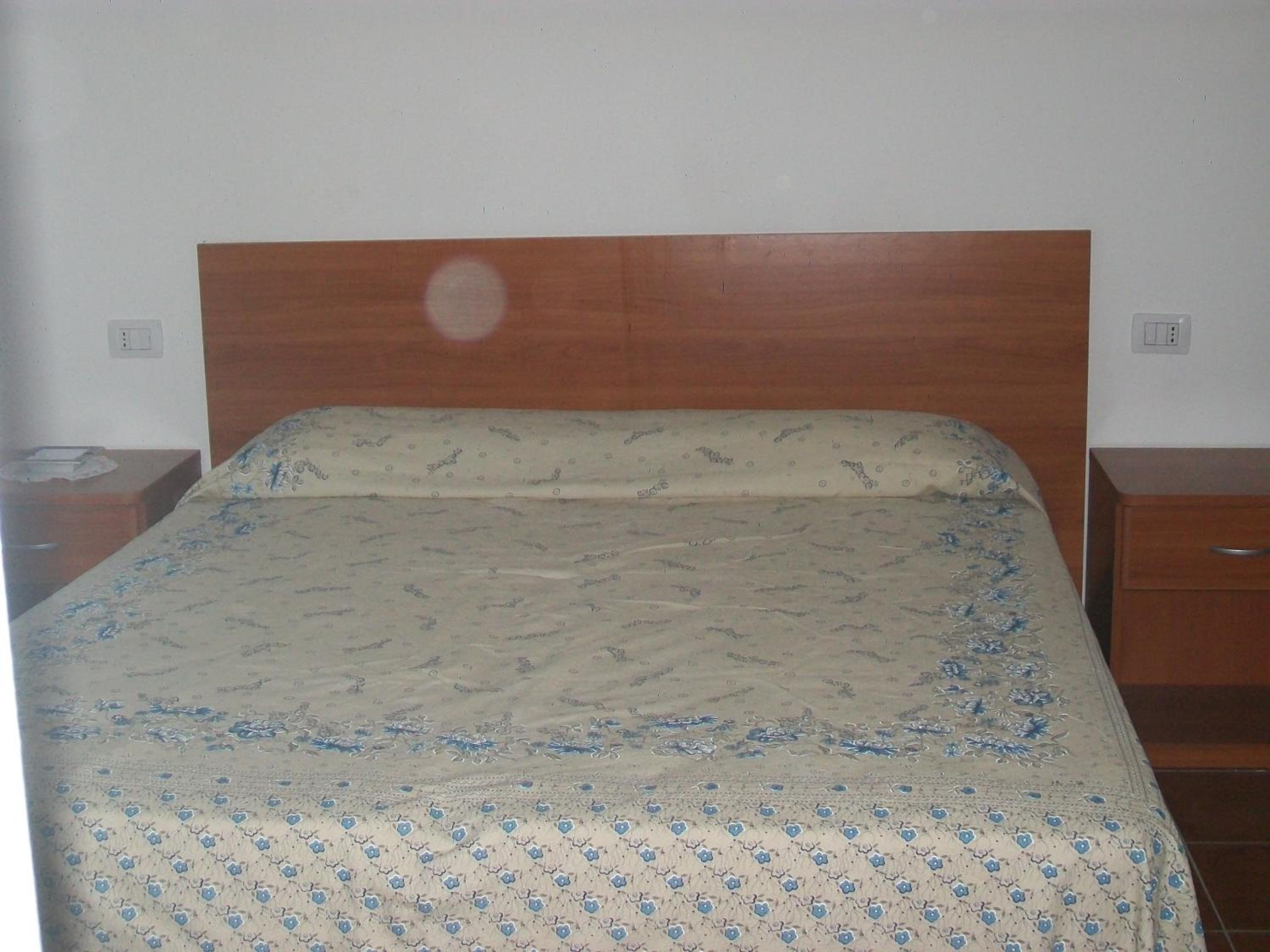 Double or Twin Room - Disability Access - Photo 2