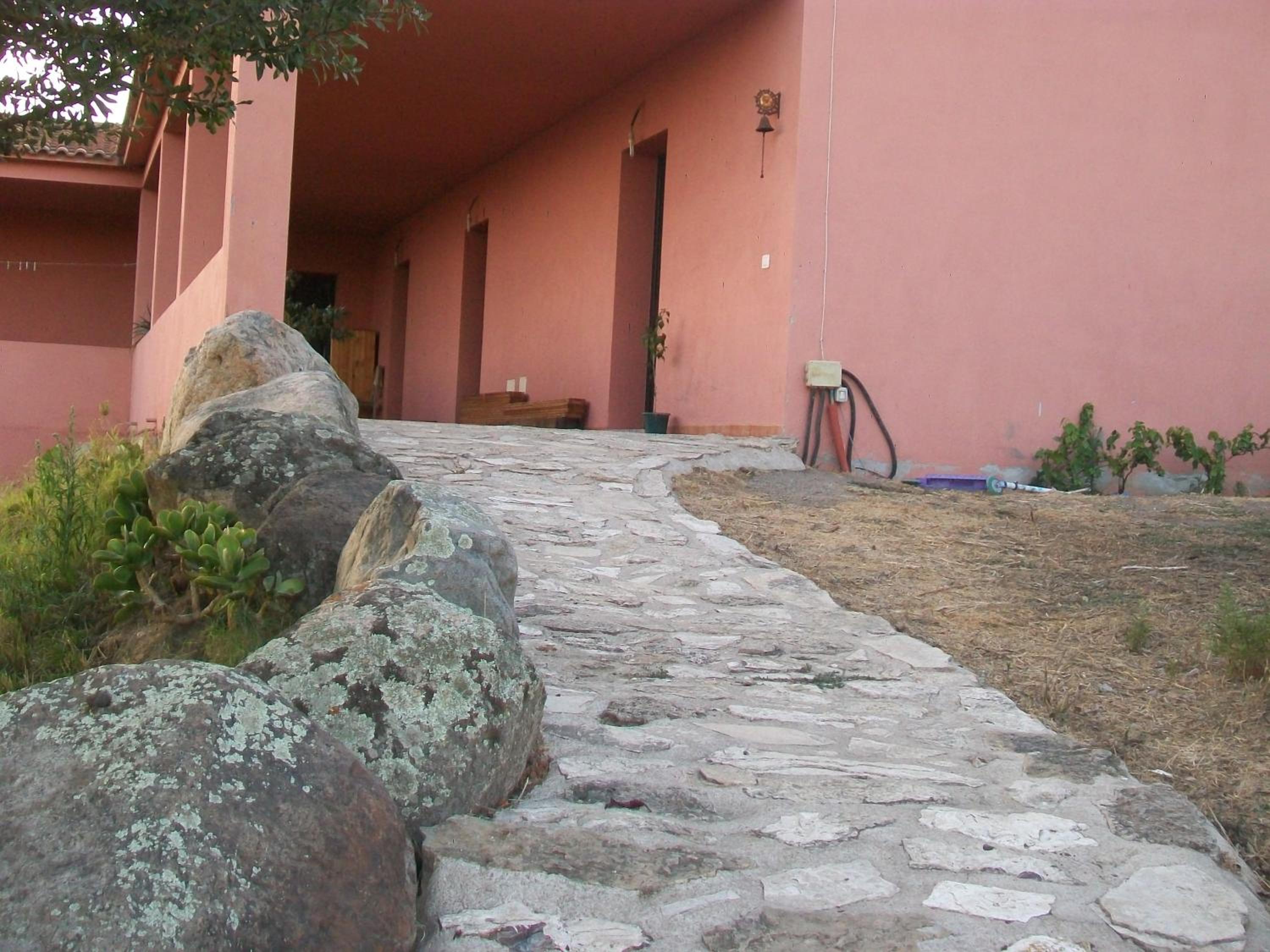 Double or Twin Room - Disability Access - Photo 4