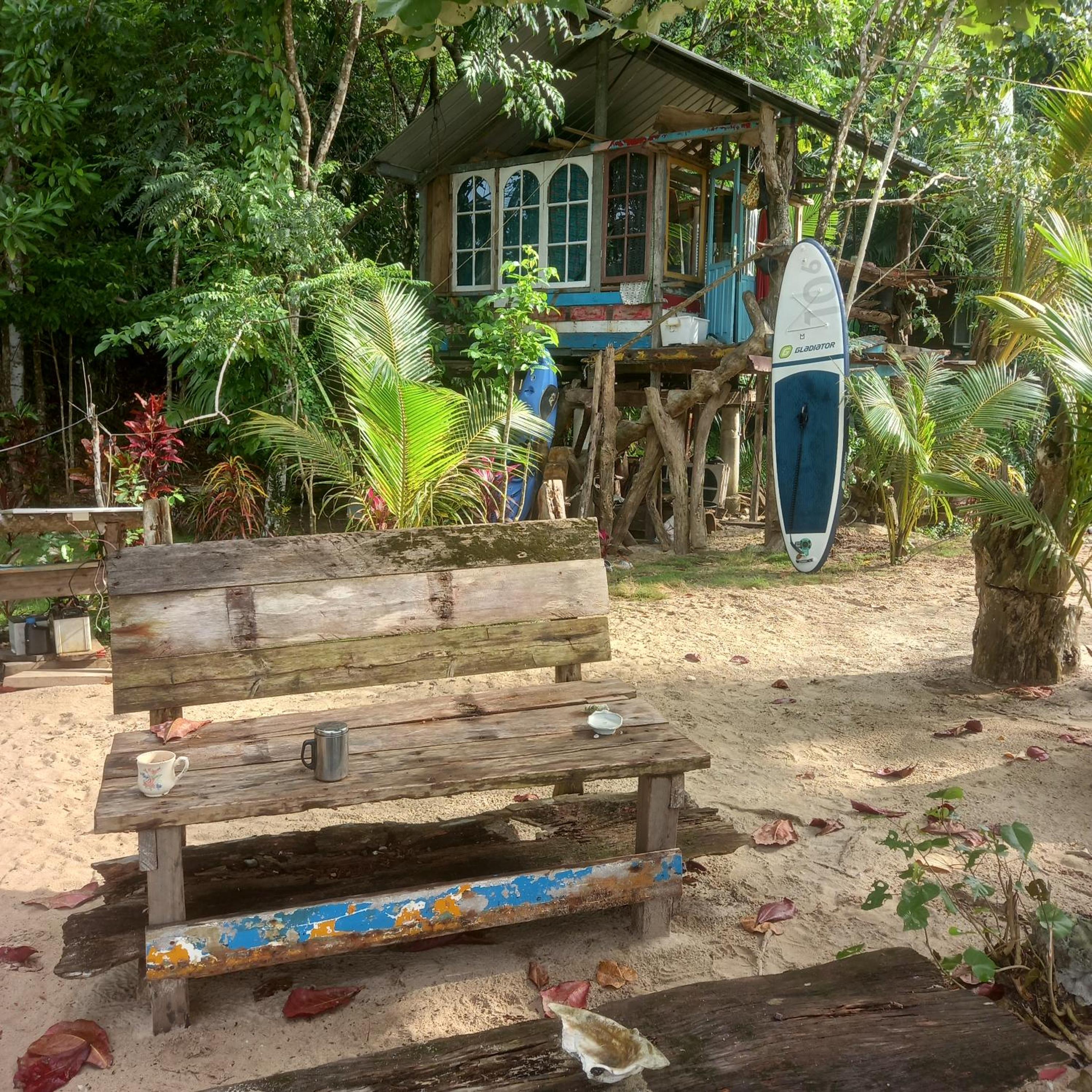 Bungalow - Beach Front - Photo 3