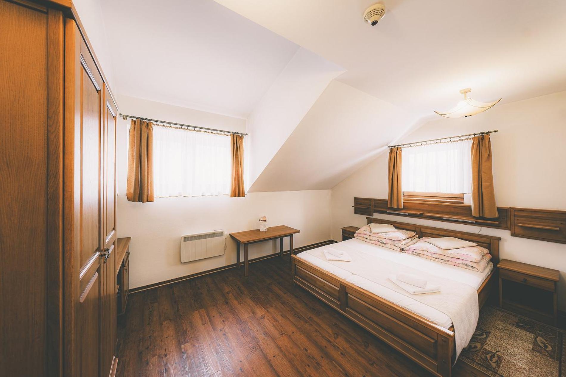 Economy Double Room photo 2