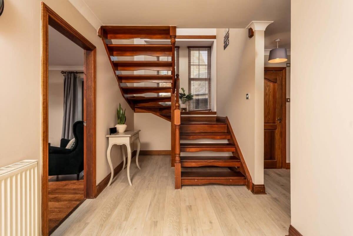 Villa photo 2