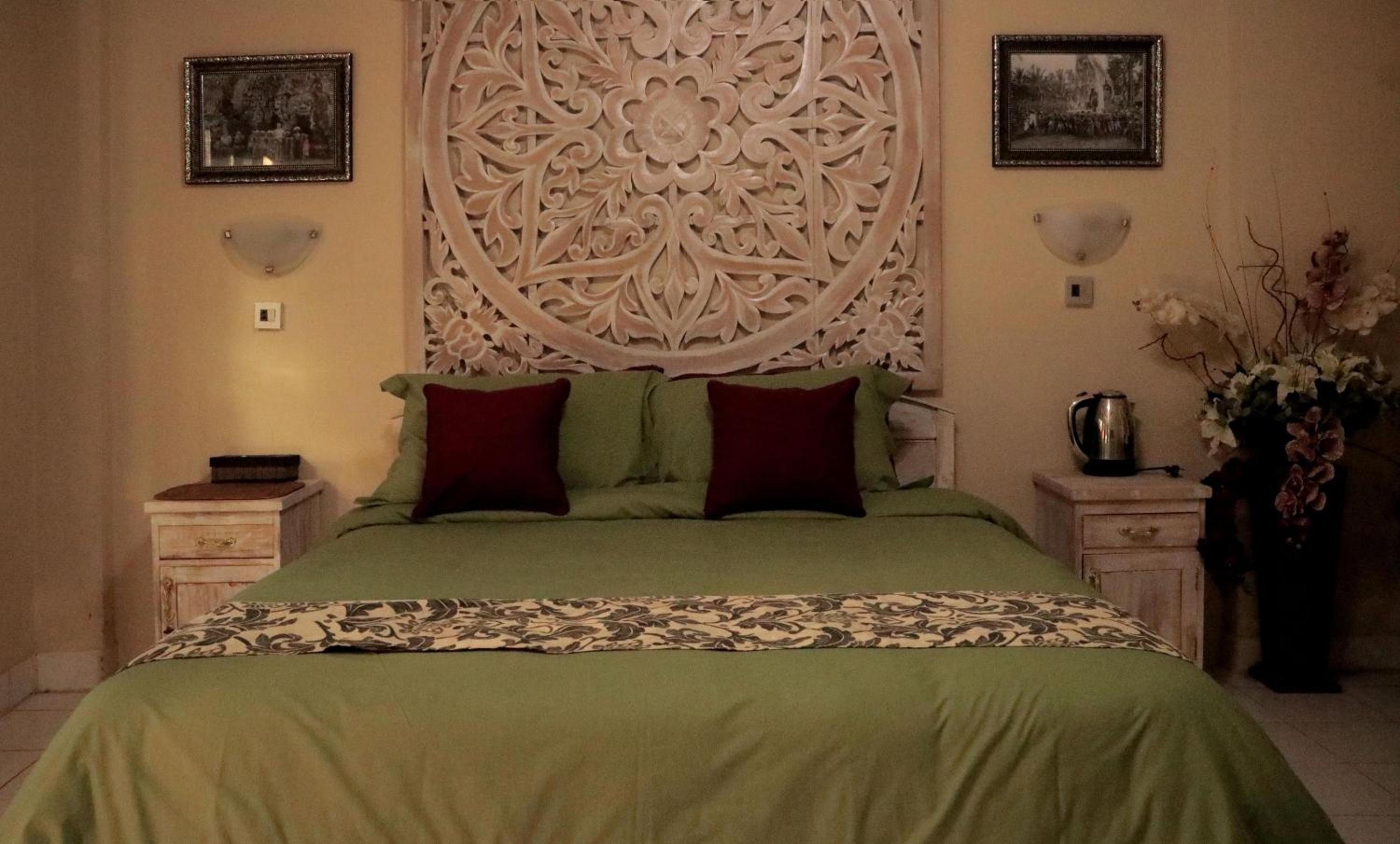 Family Room - Photo 28