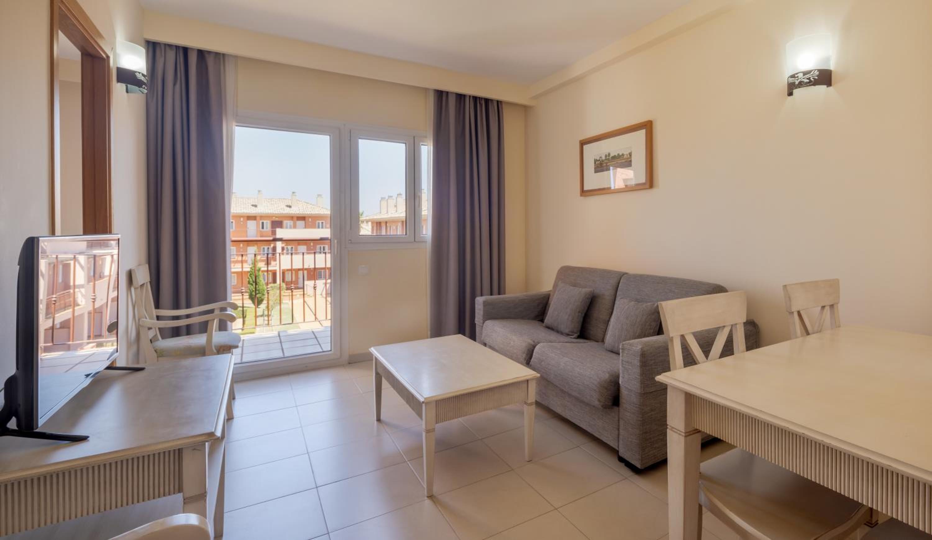 One-Bedroom Apartment (2 Adults) - Photo 3