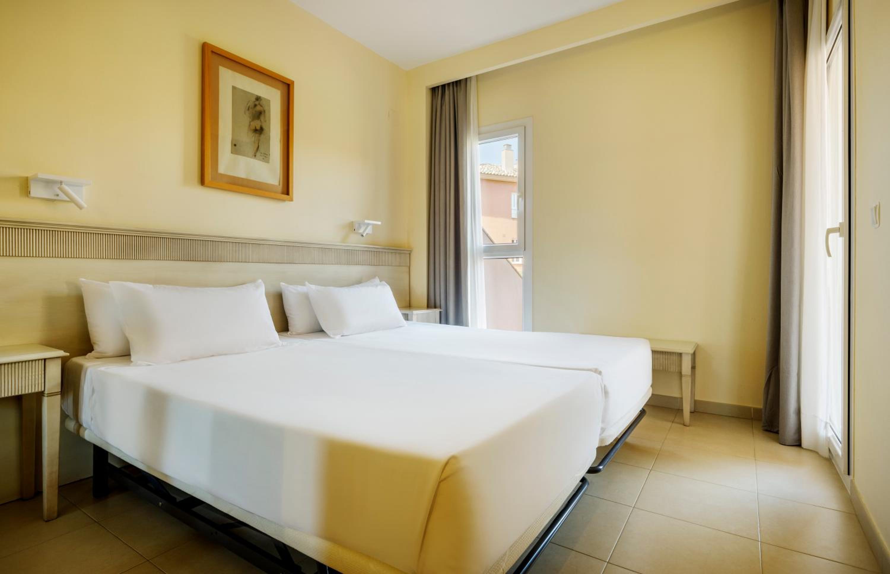 One-Bedroom Apartment (2 Adults) - Photo 7