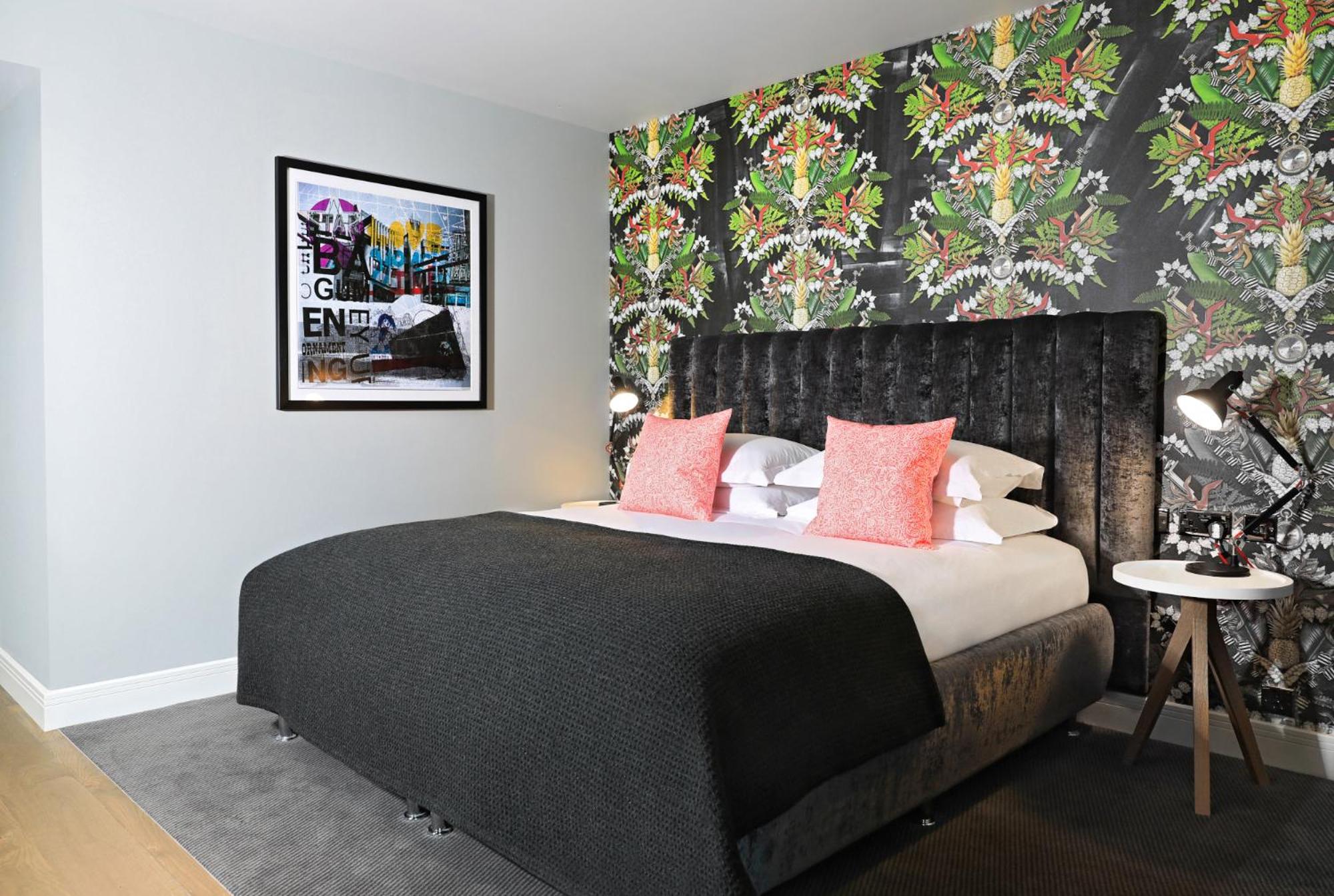 Club Double Room - Photo 3