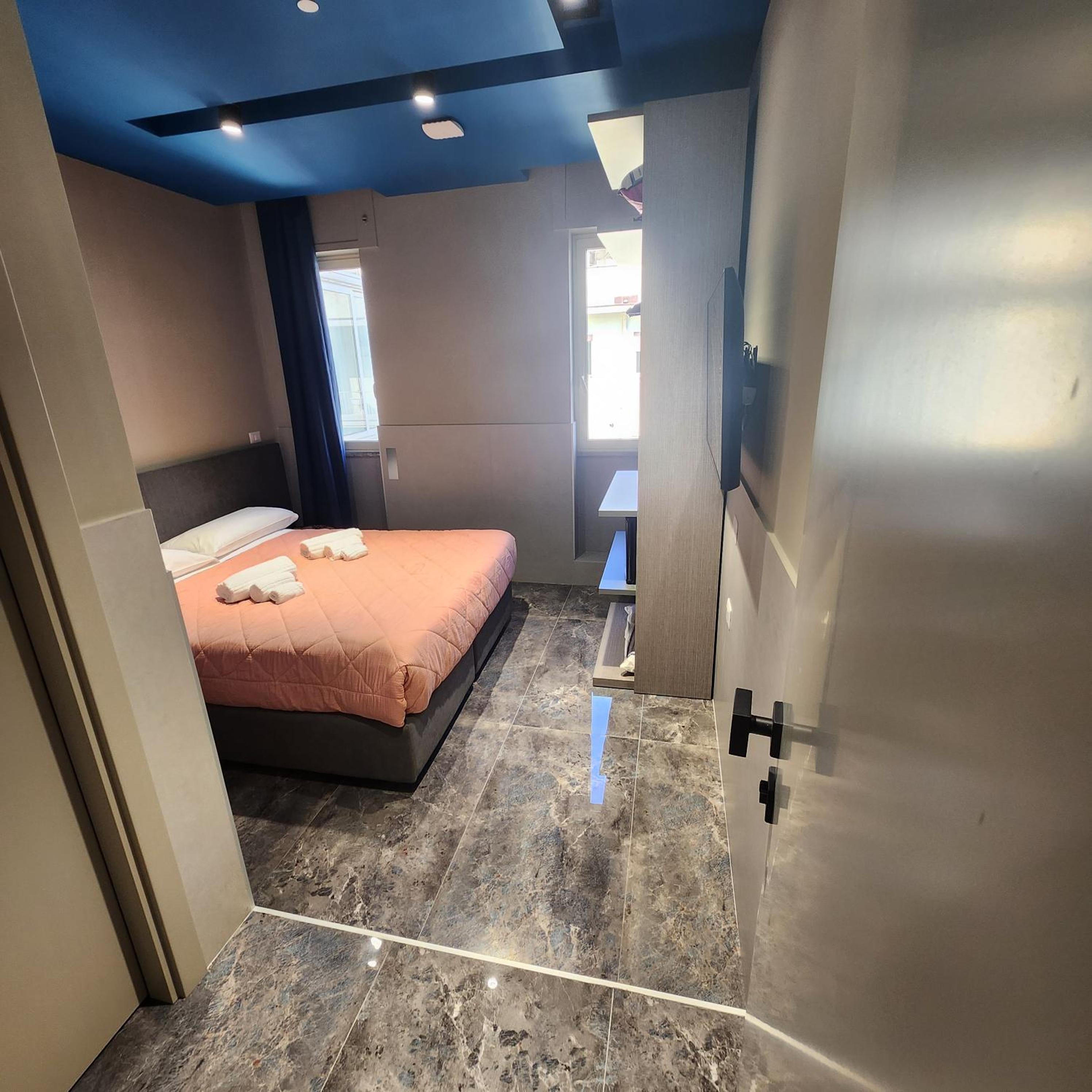 Economy Twin Room