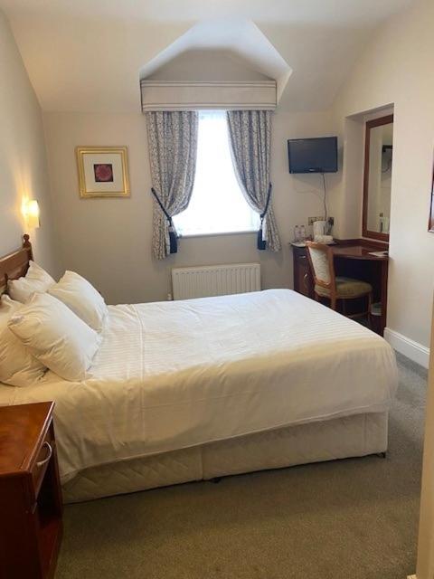 Standard Double Room - Photo 2