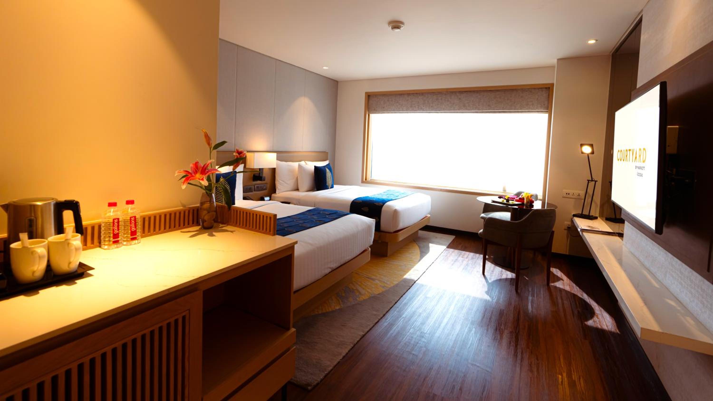 Premium Twin Room - Photo 5