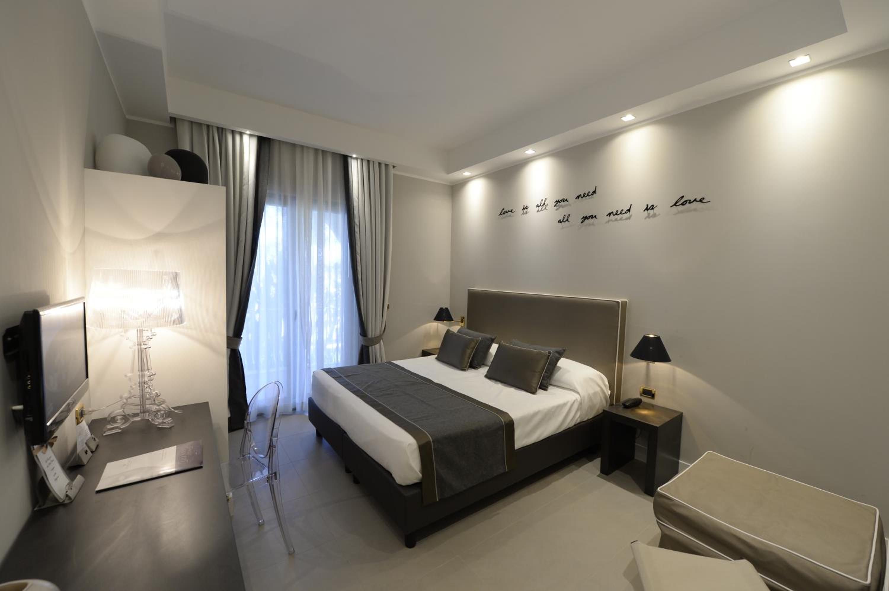 Elegance Triple Room - Photo 5