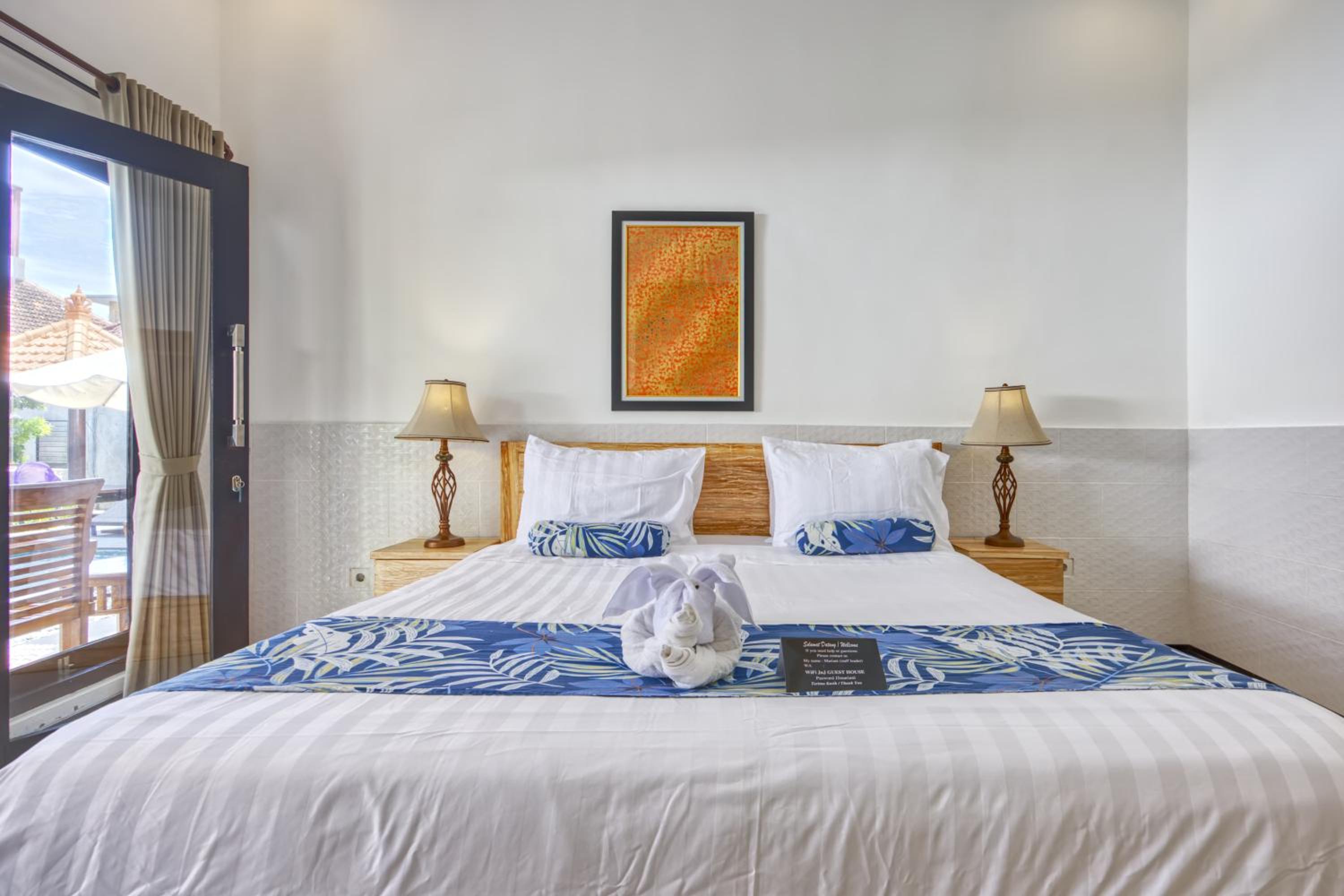 Deluxe Double Room - Photo 12