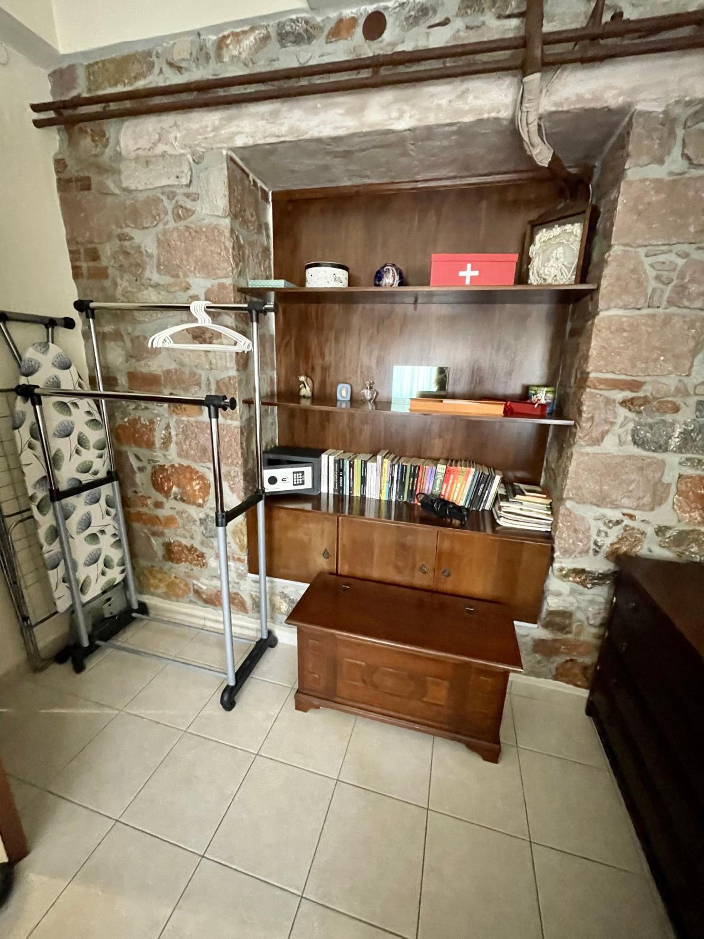 One-Bedroom House photo 2