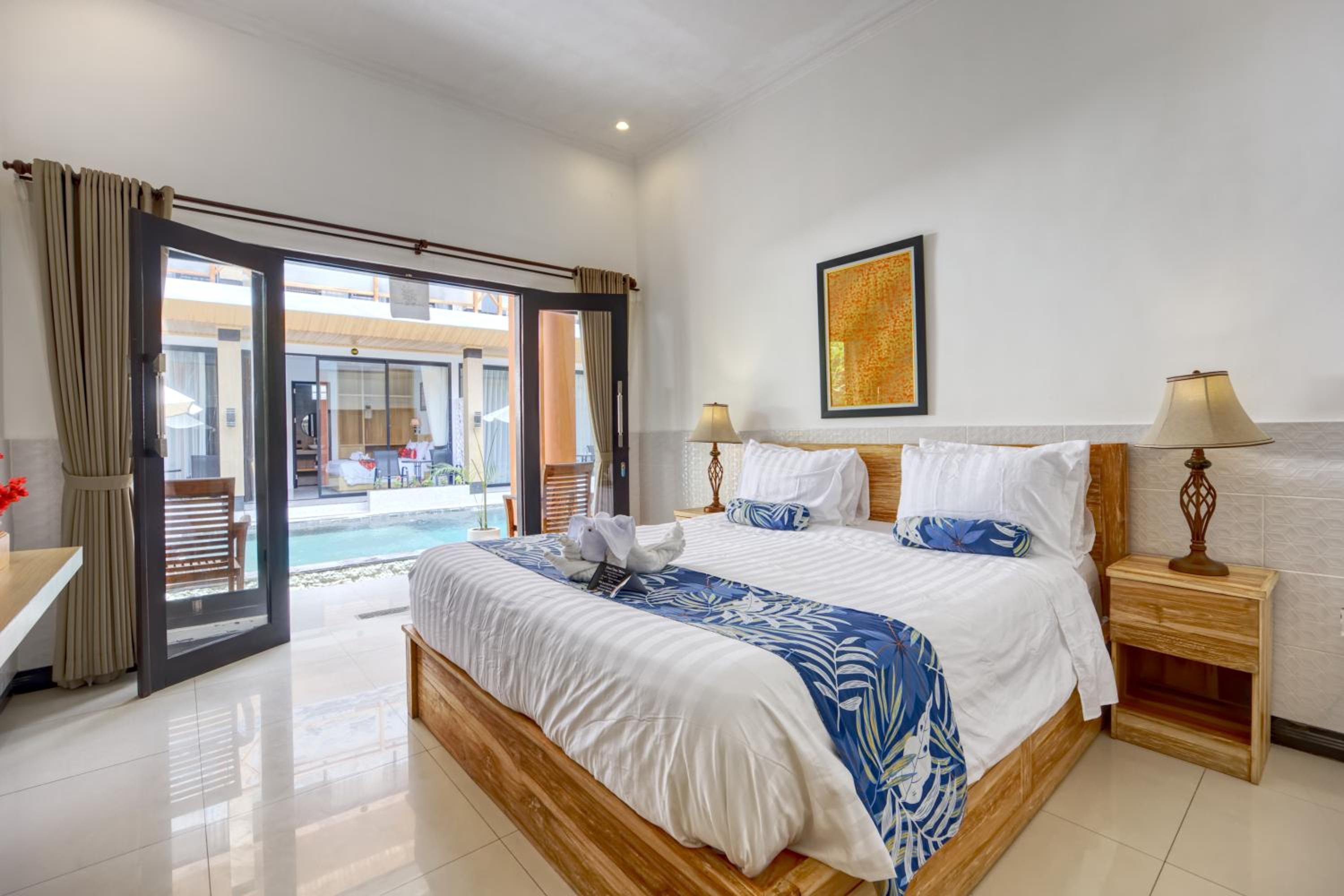 Deluxe Double Room - Photo 14