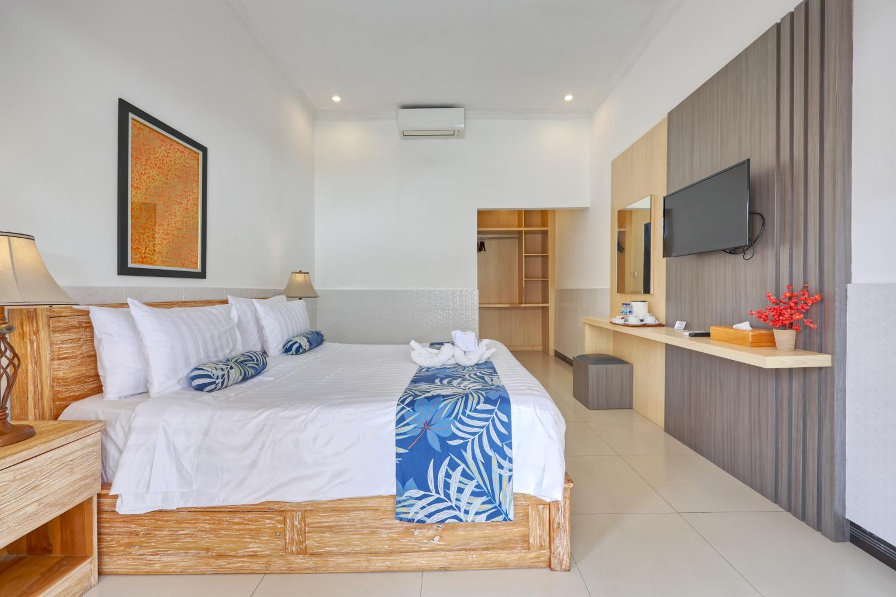 Deluxe Double Room - Photo 8