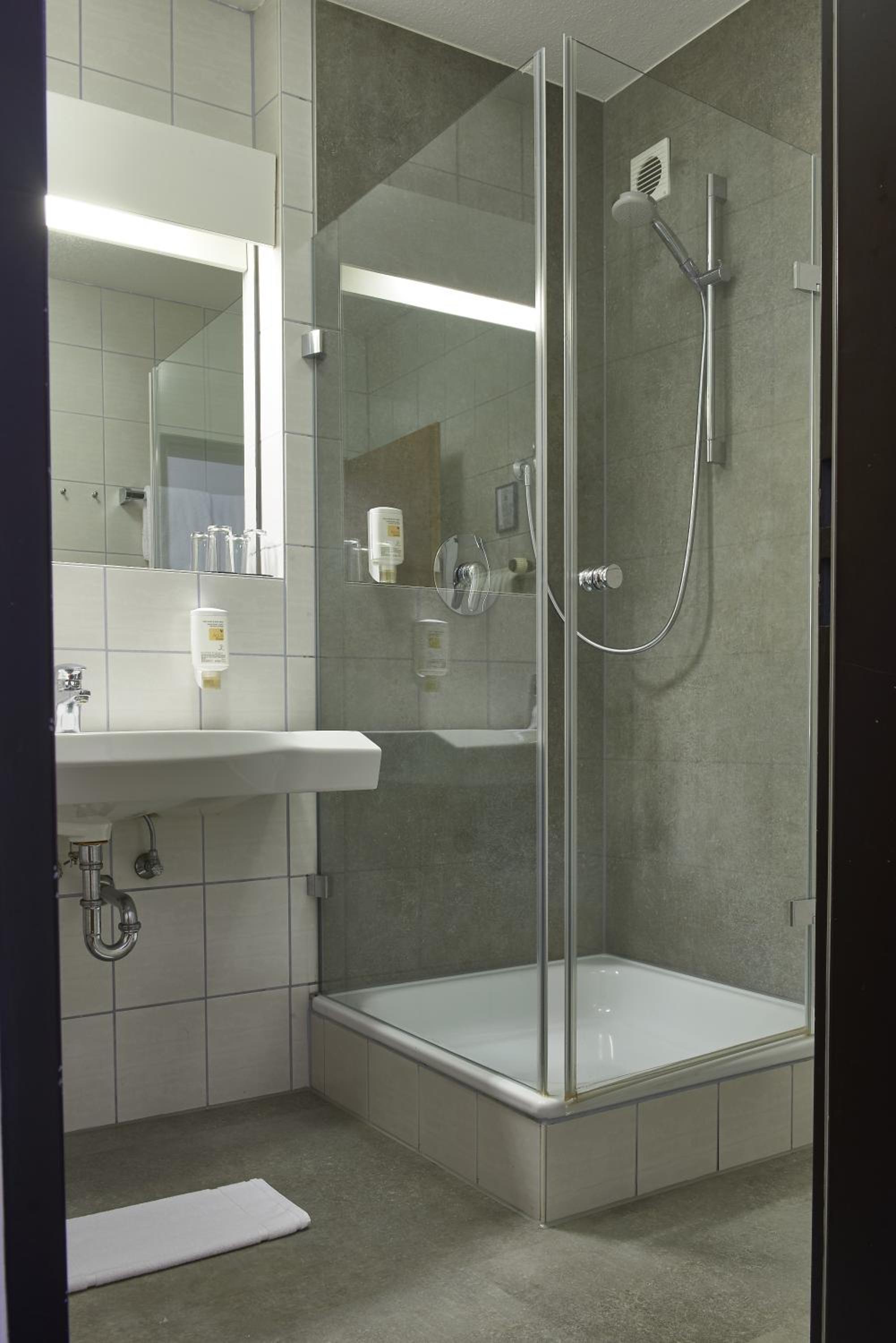 Double Room - Photo 6