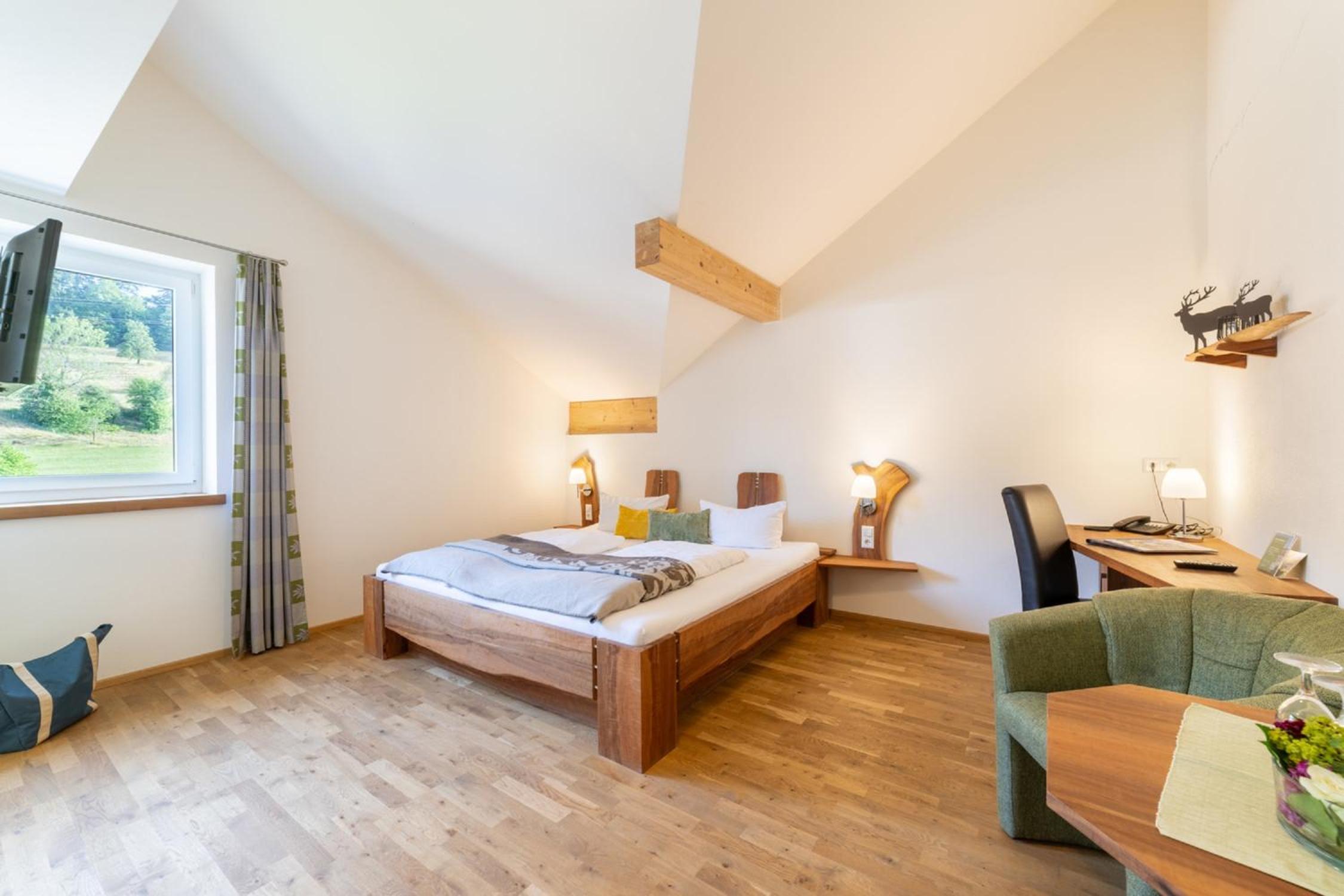 Large Double Room photo 1
