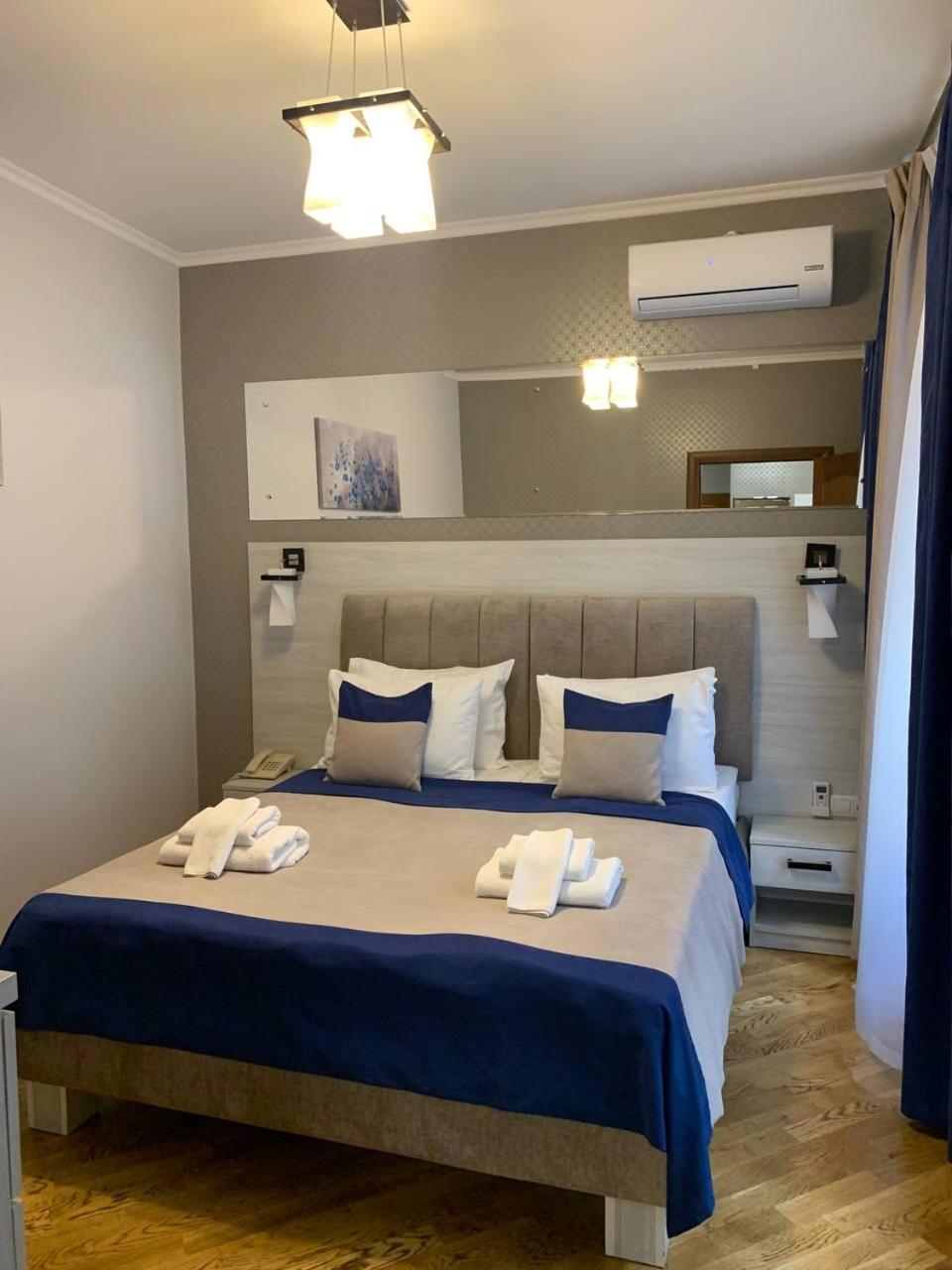 Suite photo 1